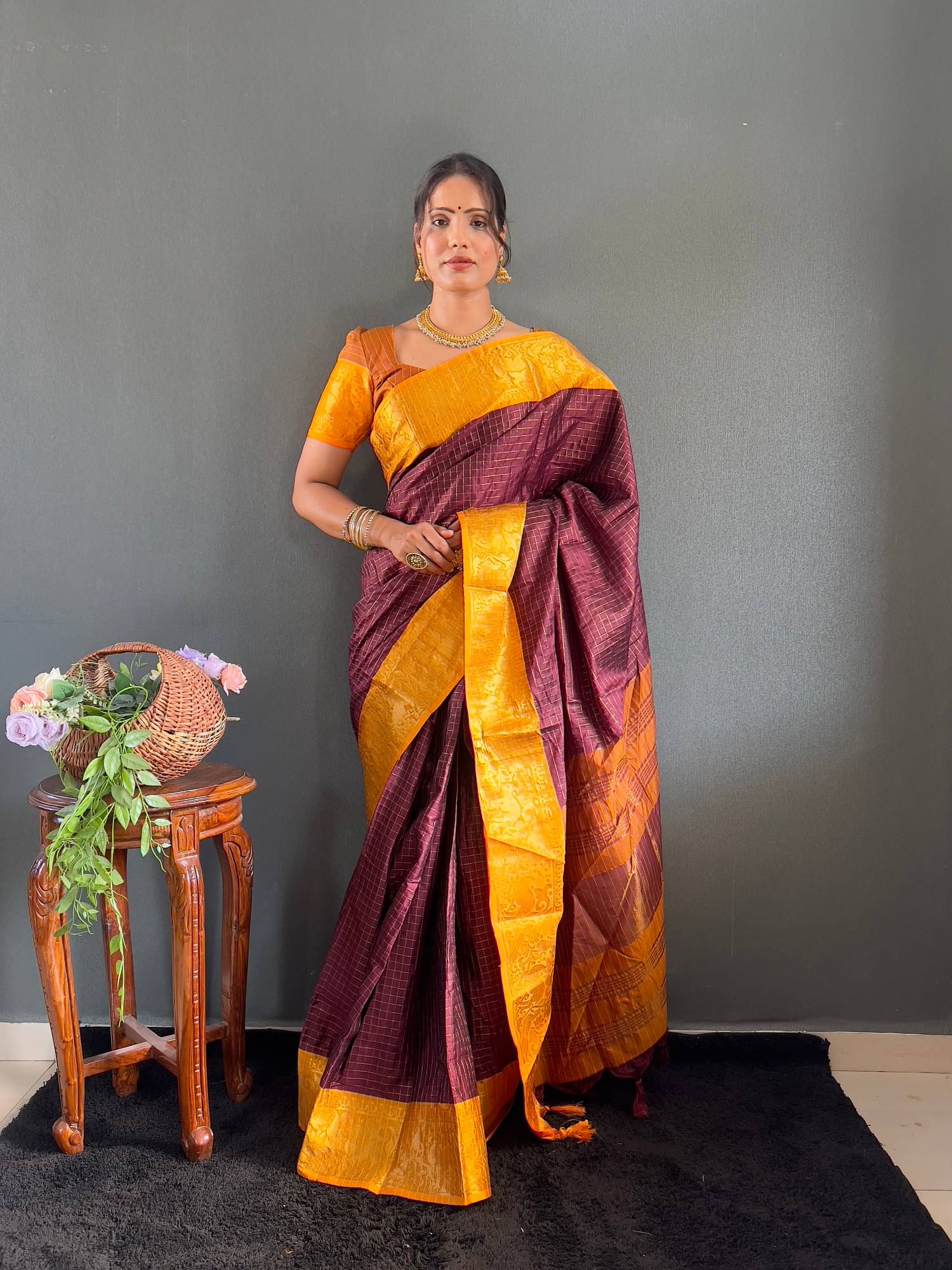 SATVASHIV Jacquard Checked Regular Saree With Unstitched Blouse Piece ( Brown ) SATVASHIV Jacquard Checked Regular Saree With Unstitched Blouse Piece ( Brown )