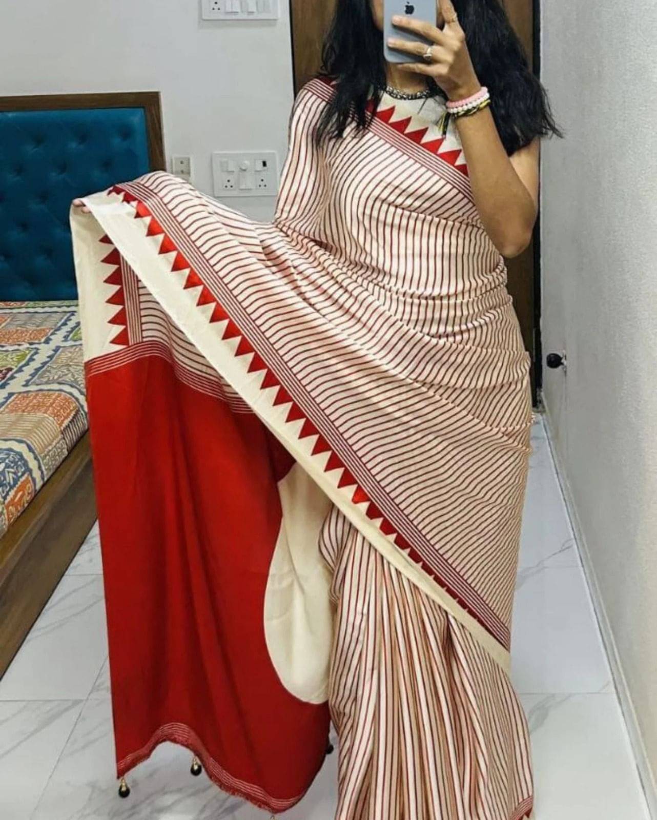 SATVASHIV Satin Striped Regular Saree With Unstitched Blouse Piece ( Red ) SATVASHIV Satin Striped Regular Saree With Unstitched Blouse Piece ( Red )