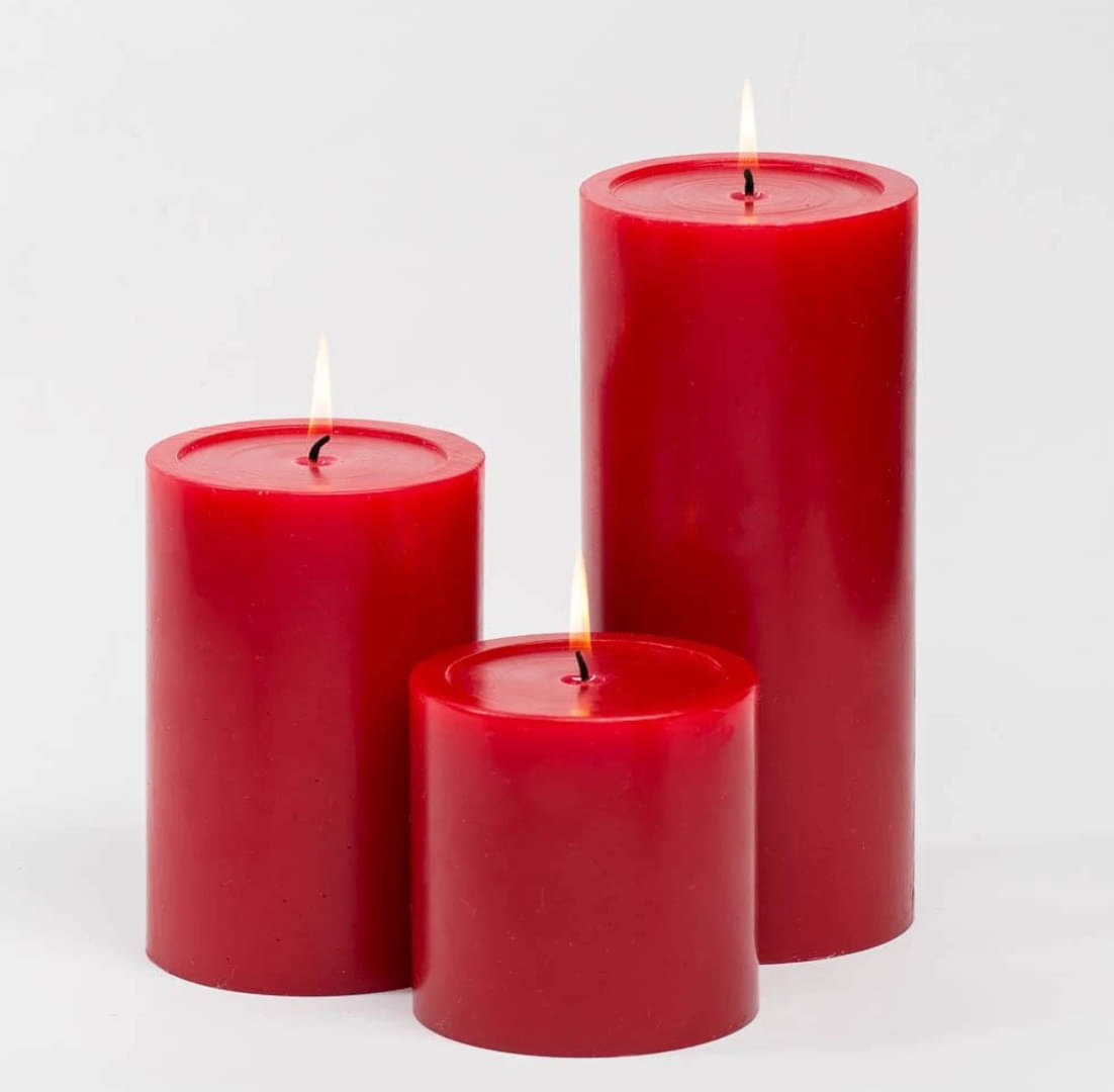     			Sapi'S Candles: Awaken your Desire... Red Aromatherapy Pillar Candle 8 cm ( Pack of 3 )