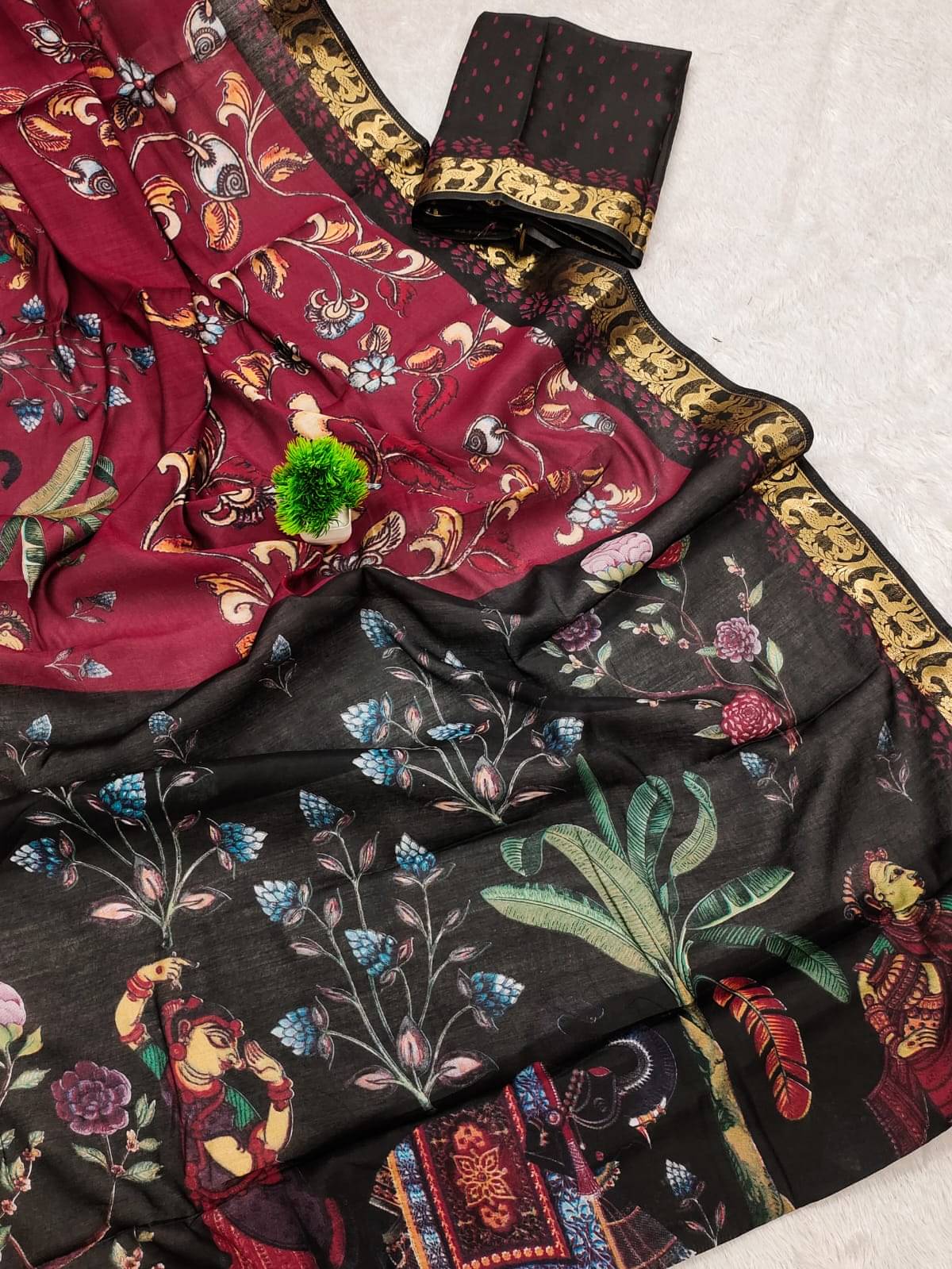 Sitanjali Viscose Printed Sambalpuri Saree With Unstitched Blouse Piece ( Red ) Sitanjali Viscose Printed Sambalpuri Saree With Unstitched Blouse Piece ( Red )