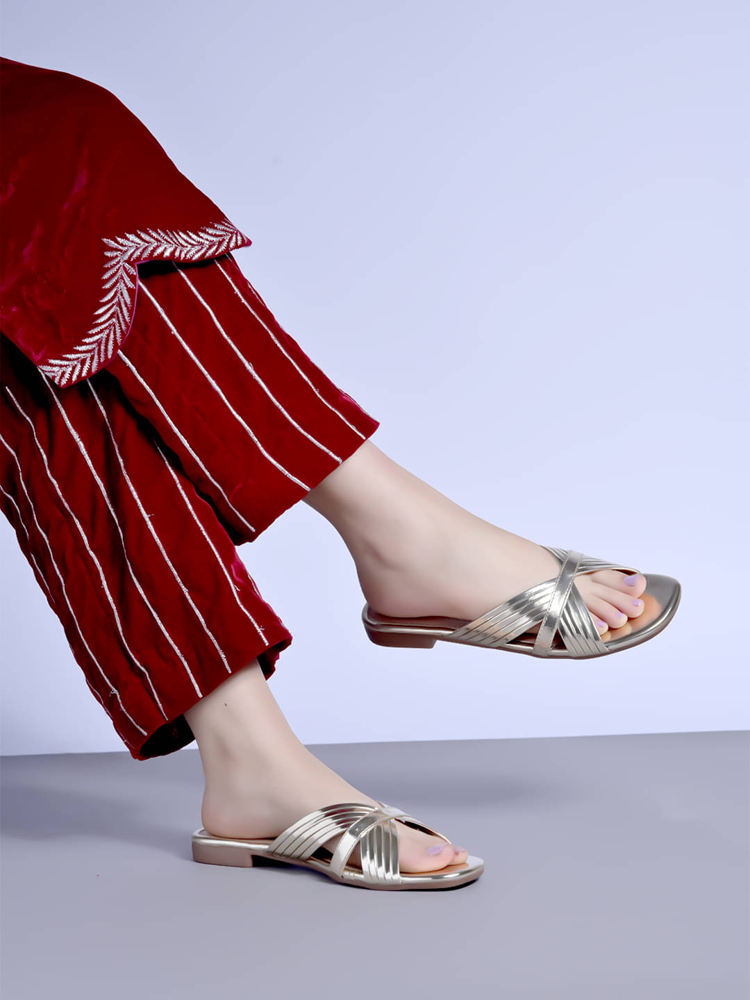     			Stylestry Gold Women's Flats