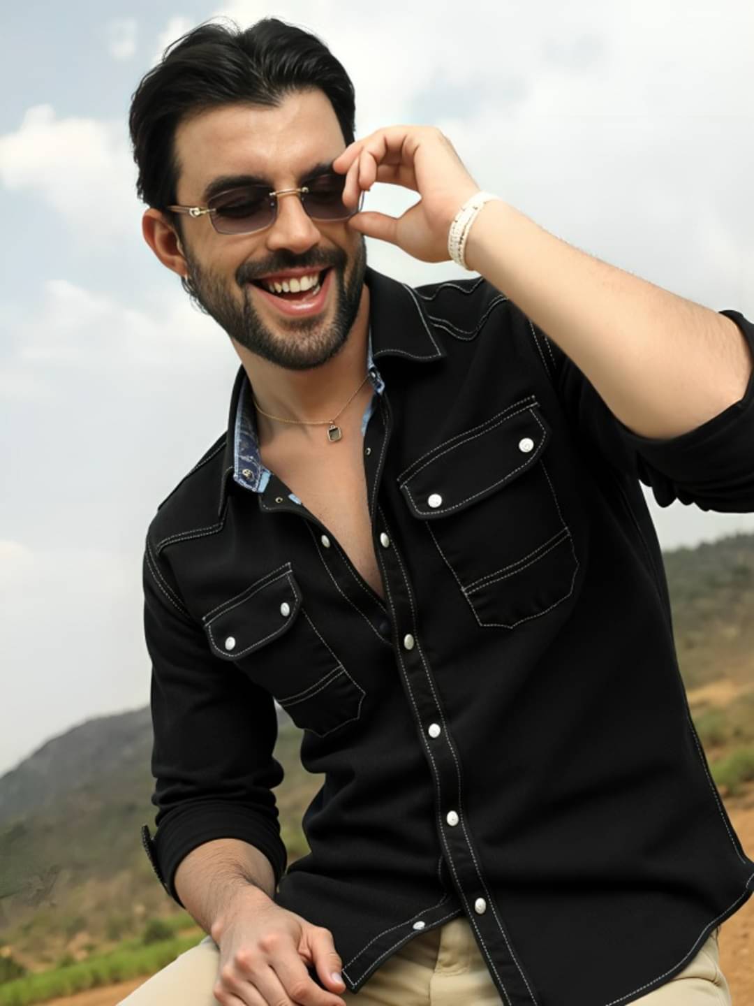 THECLASSICTOGS Denim Regular Fit Solids Full Sleeves Men's Casual Shirt - Black ( Pack of 1 )     			THECLASSICTOGS Denim Regular Fit Solids Full Sleeves Men's Casual Shirt - Black ( Pack of 1 )