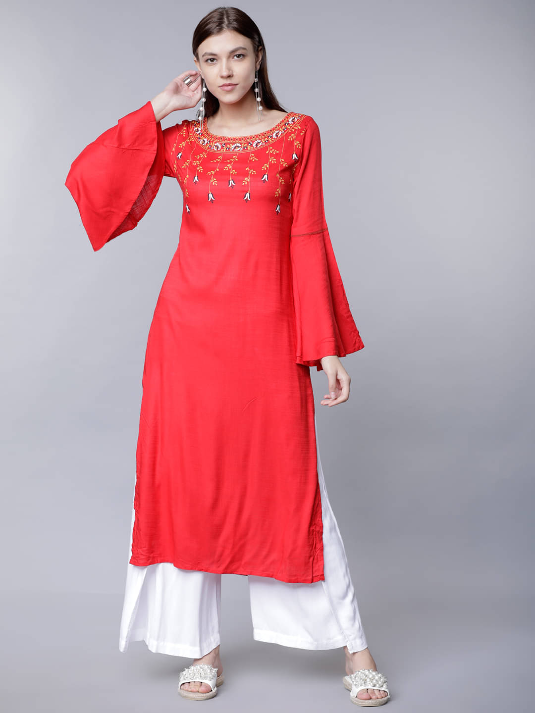     			Vishudh Women Viscose Solid Straight Kurti ( Red )