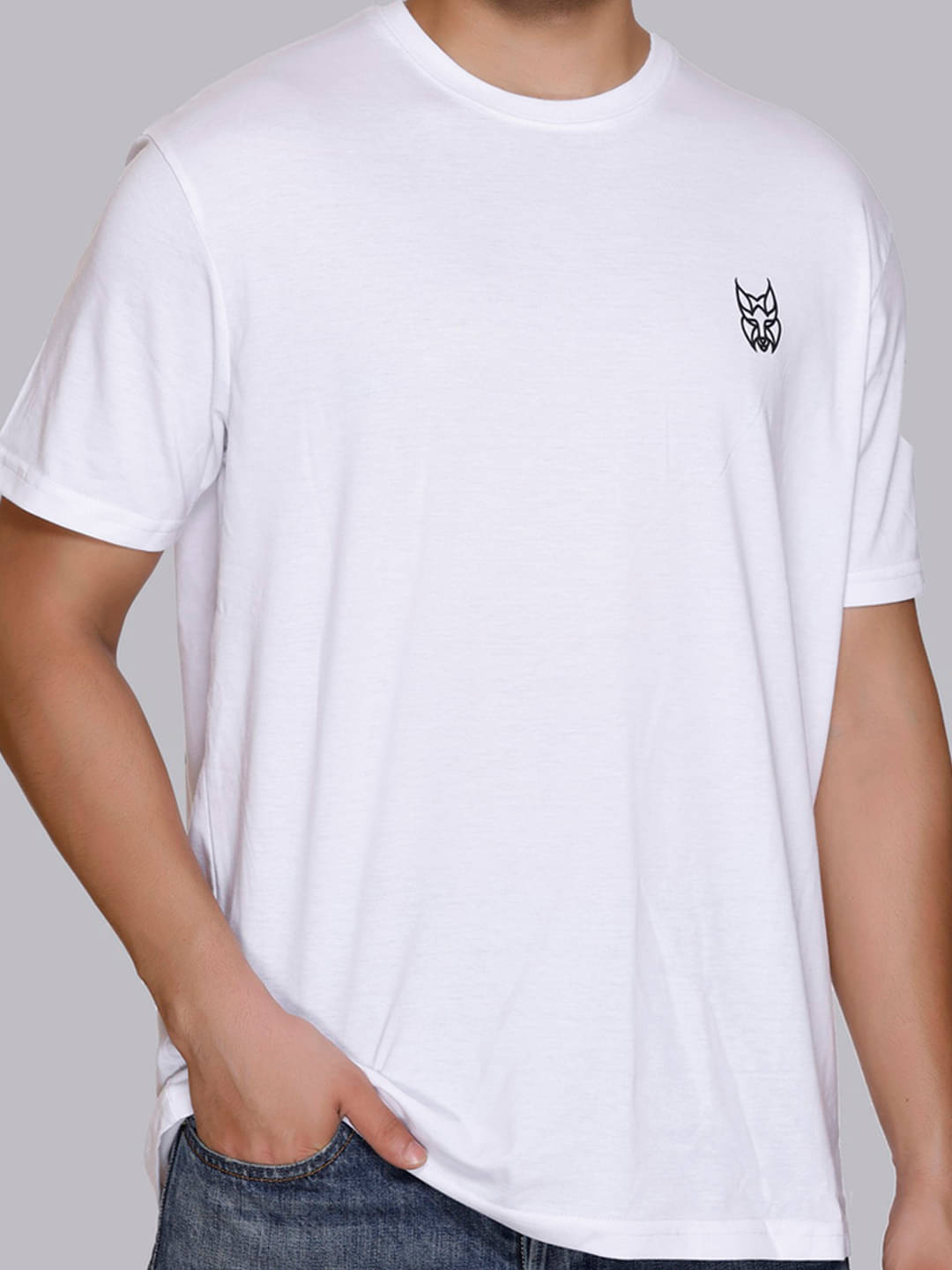stelvin Men Cotton Blend Regular Fit Printed T-Shirt ( White ) stelvin Men Cotton Blend Regular Fit Printed T-Shirt ( White )