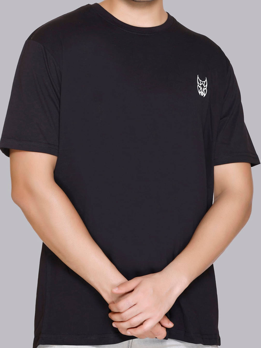     			stelvin Men Cotton Blend Regular Fit Printed T-Shirt ( Black )