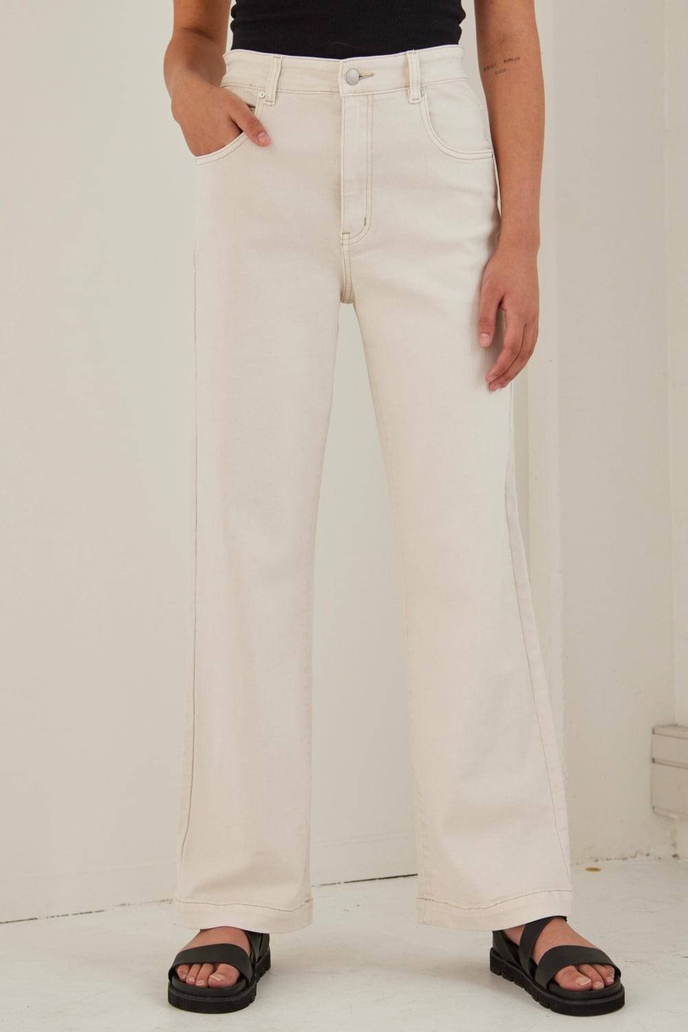     			9x denims Women's Straight Fit High-Rise Jeans ( Cream )