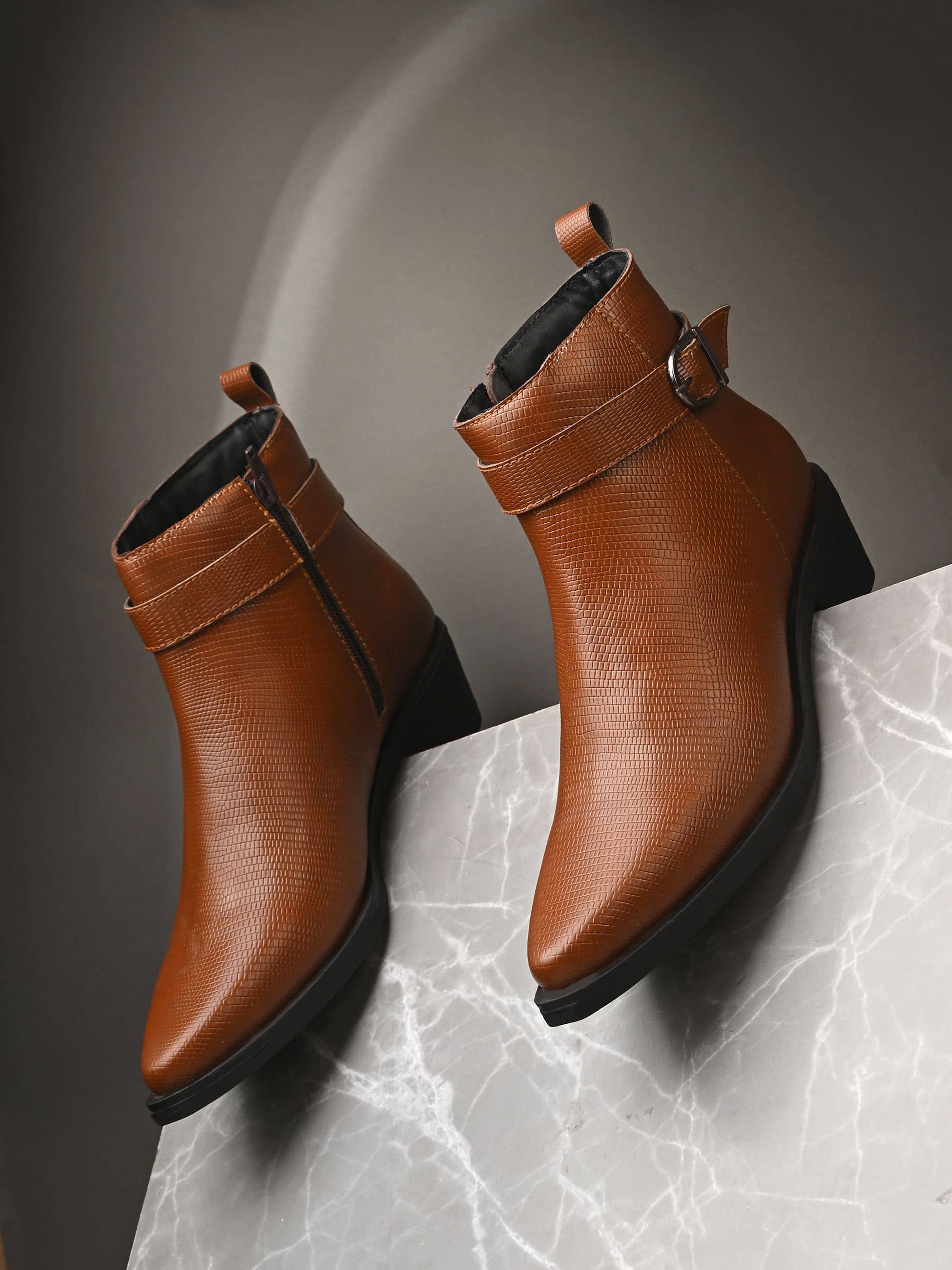 BIZZARO Tan Women's Ankle Length Boots
