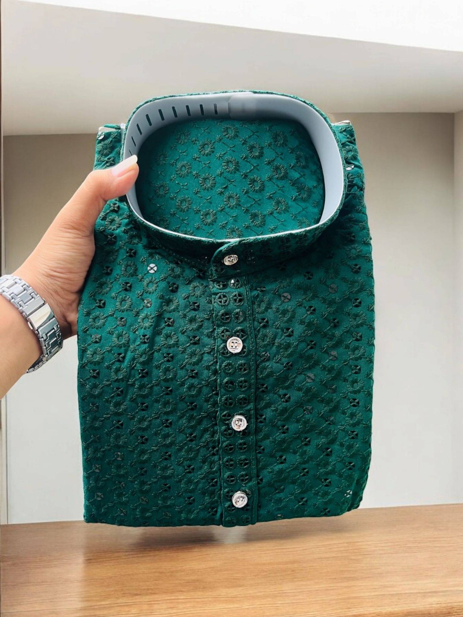     			GROWWAX Dark Green Viscose Men's Regular Kurta ( Pack of 1 )