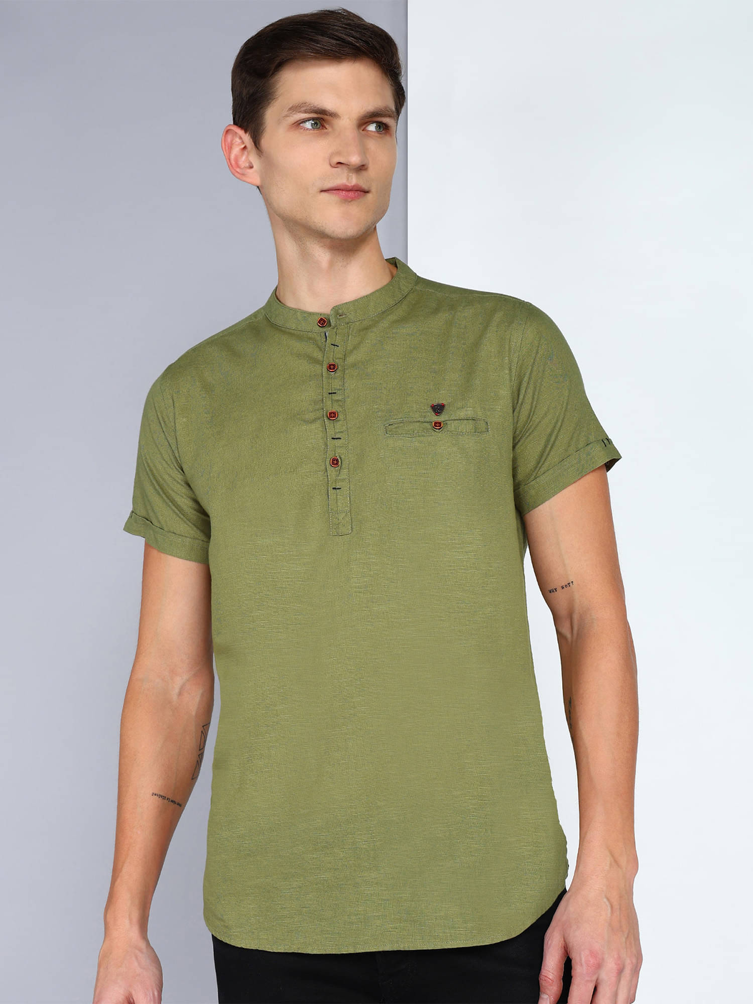     			Kuons Avenue Olive Linen Men's Regular Kurta ( Pack of 1 )