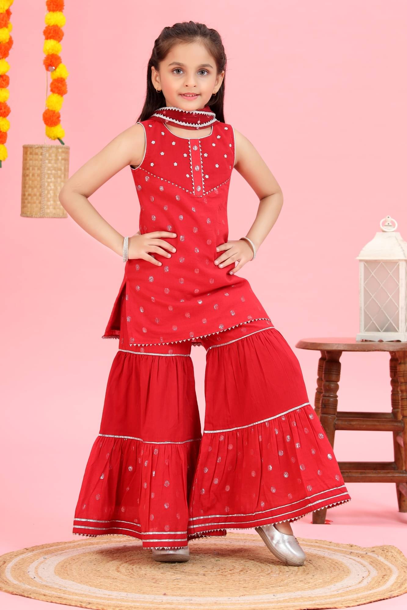     			MASTARANG Girls Cotton Kurti with Sharara ( Pack of 1 , Red )