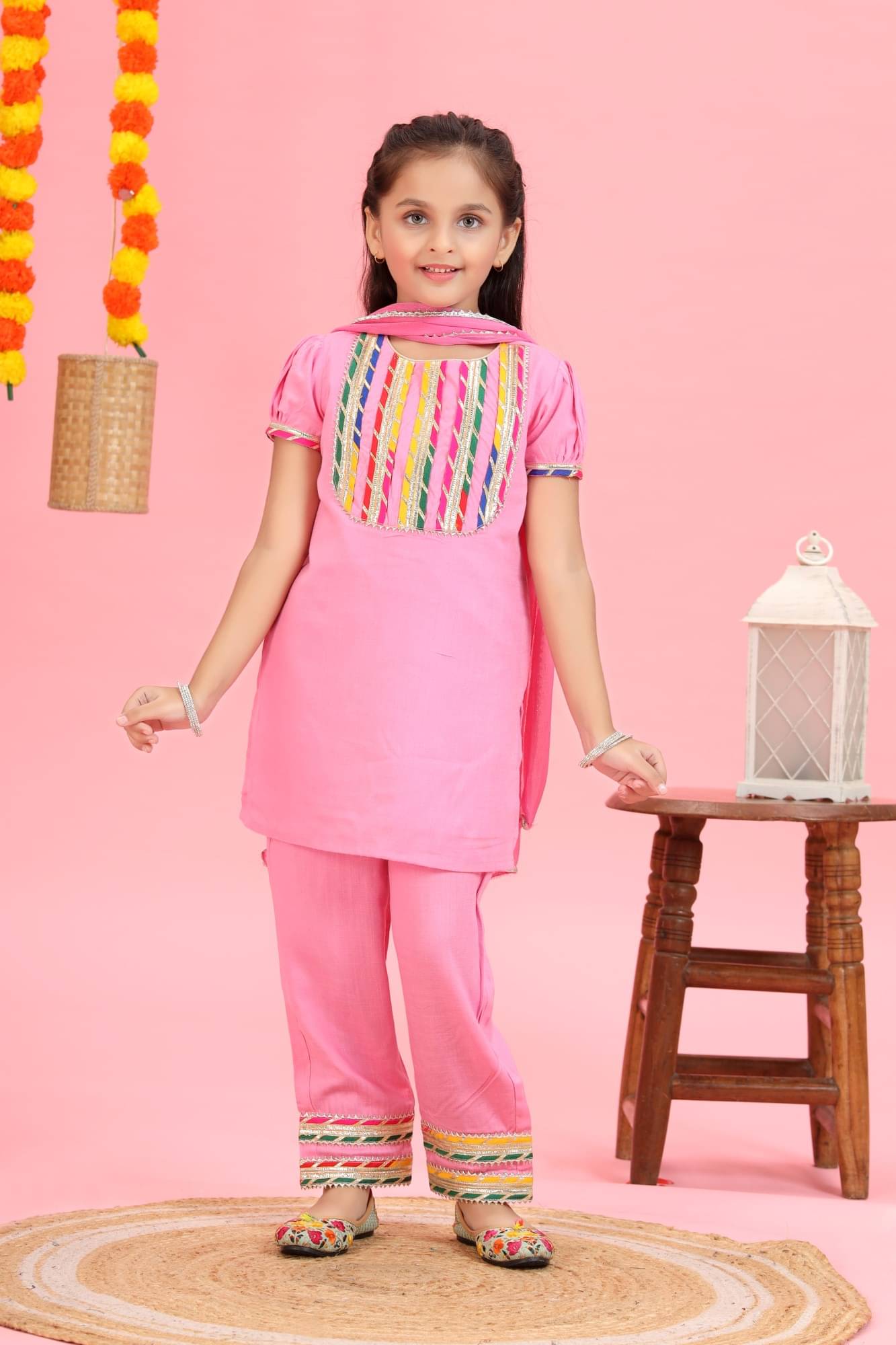     			MASTARANG Girls Rayon Kurti with Pants ( Pack of 1 , Pink )