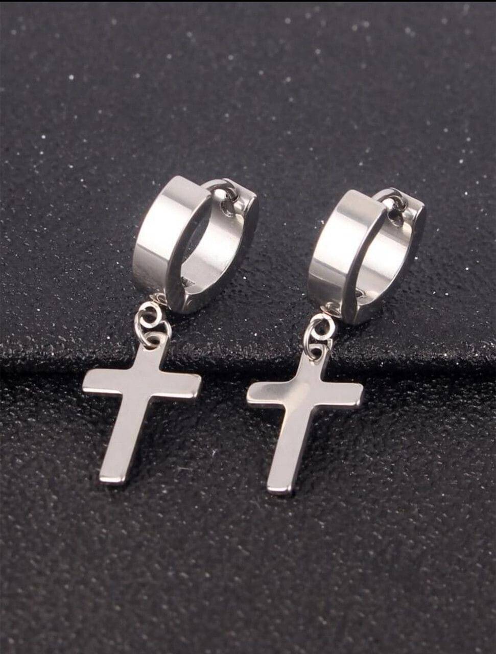     			Mehak Creation Silver Plug Earrings ( Pack of 1 )