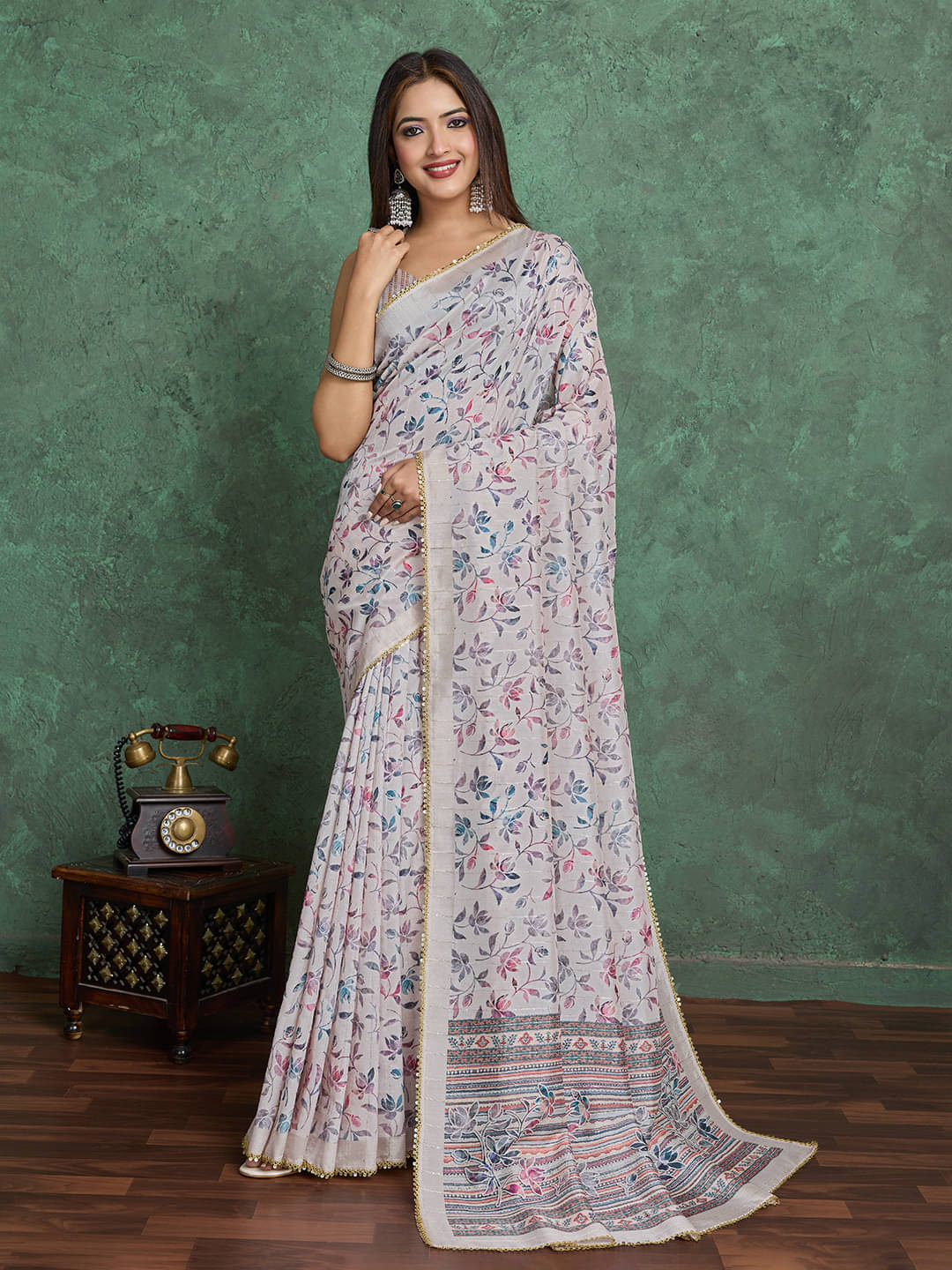 Nil Madhav Art Silk Applique Regular Saree With Unstitched Blouse Piece ( Off White ) Nil Madhav Art Silk Applique Regular Saree With Unstitched Blouse Piece ( Off White )