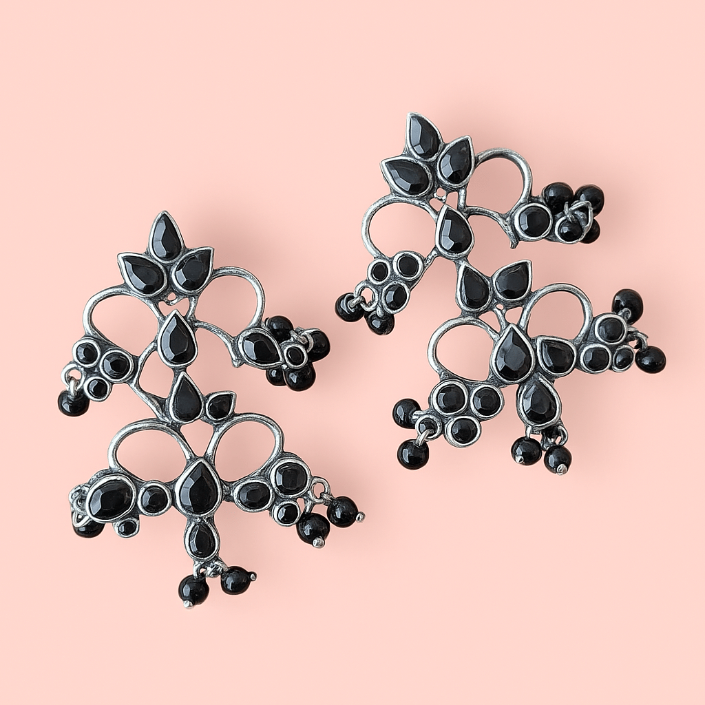     			Ridhi Sidhi Collection Beige Jhumki Earrings ( Pack of 1 )