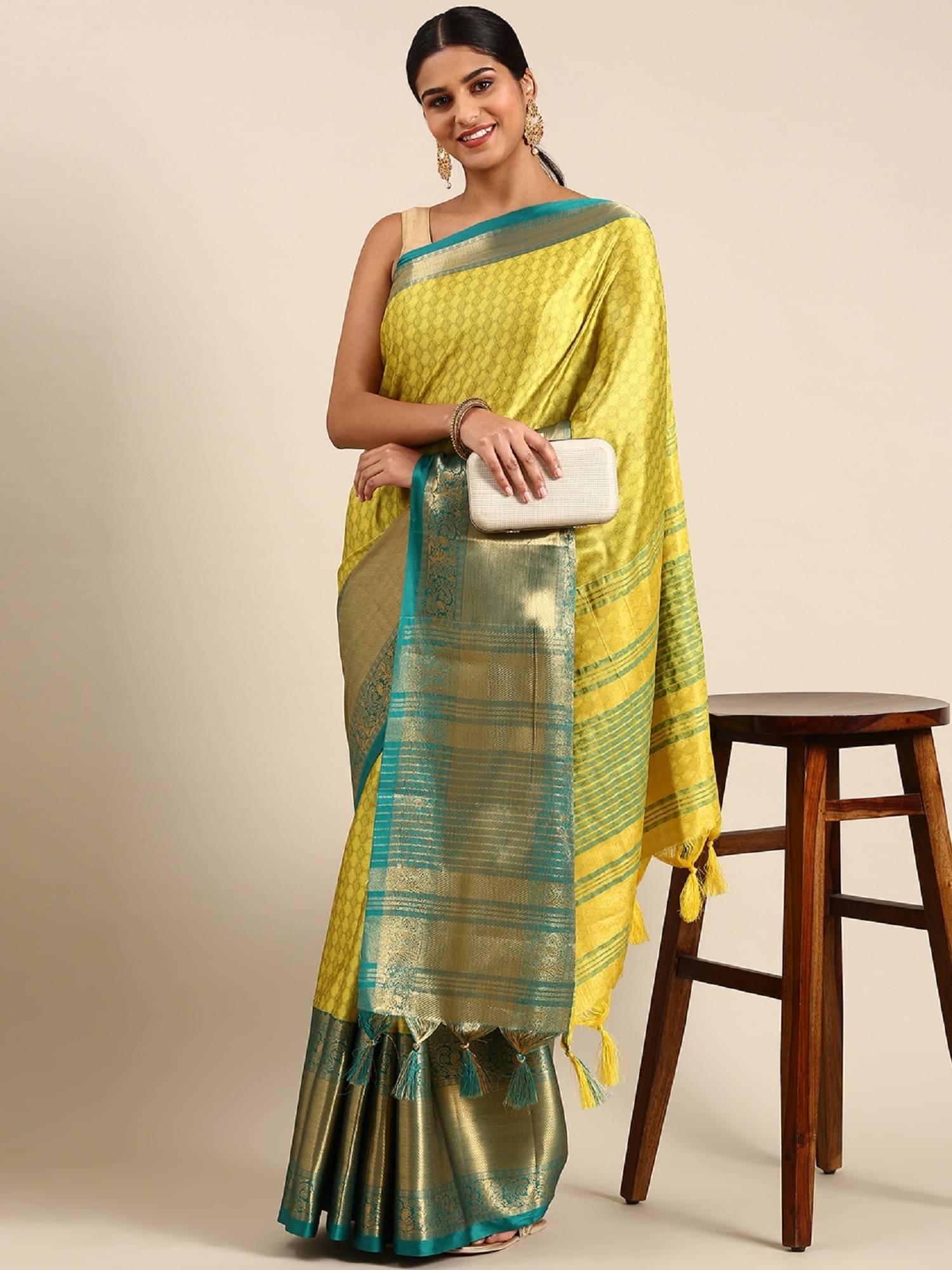     			SATVASHIV Cotton Blend Woven Regular Saree With Unstitched Blouse Piece ( Rama )