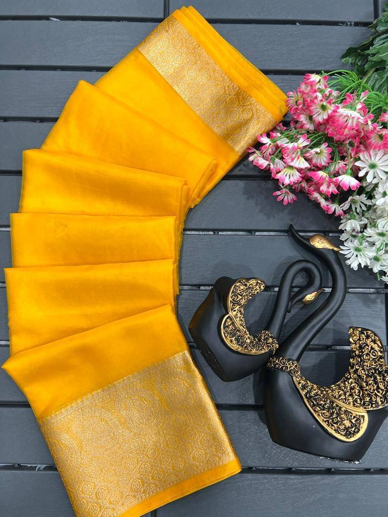     			THE PRIVATE LABLE Silk Blend Printed Regular Saree With Unstitched Blouse Piece ( Yellow )
