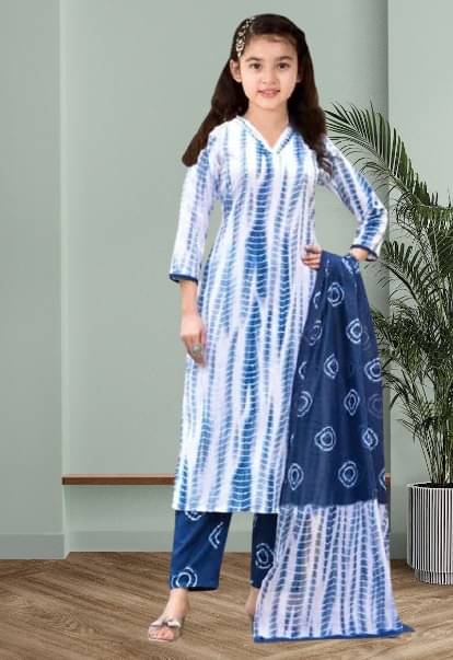 Vetrokart Girls Cotton Blend Kurti with Salwar ( Pack of 1 , White ) Vetrokart Girls Cotton Blend Kurti with Salwar ( Pack of 1 , White )