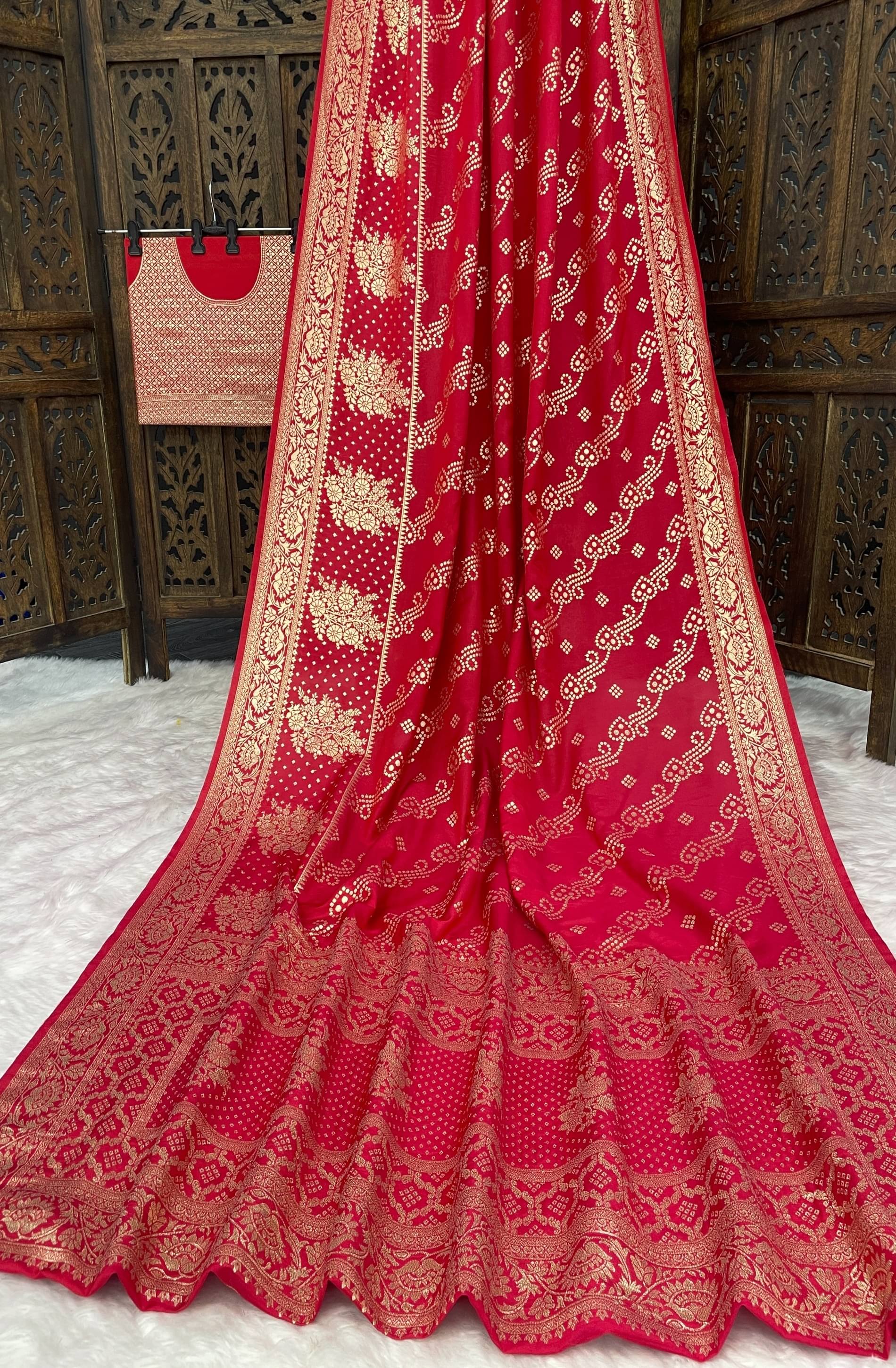 fab woven Art Silk Woven Design Kanjeevaram Sarees With Unstitched Blouse Piece ( Red ) fab woven Art Silk Woven Design Kanjeevaram Sarees With Unstitched Blouse Piece ( Red )