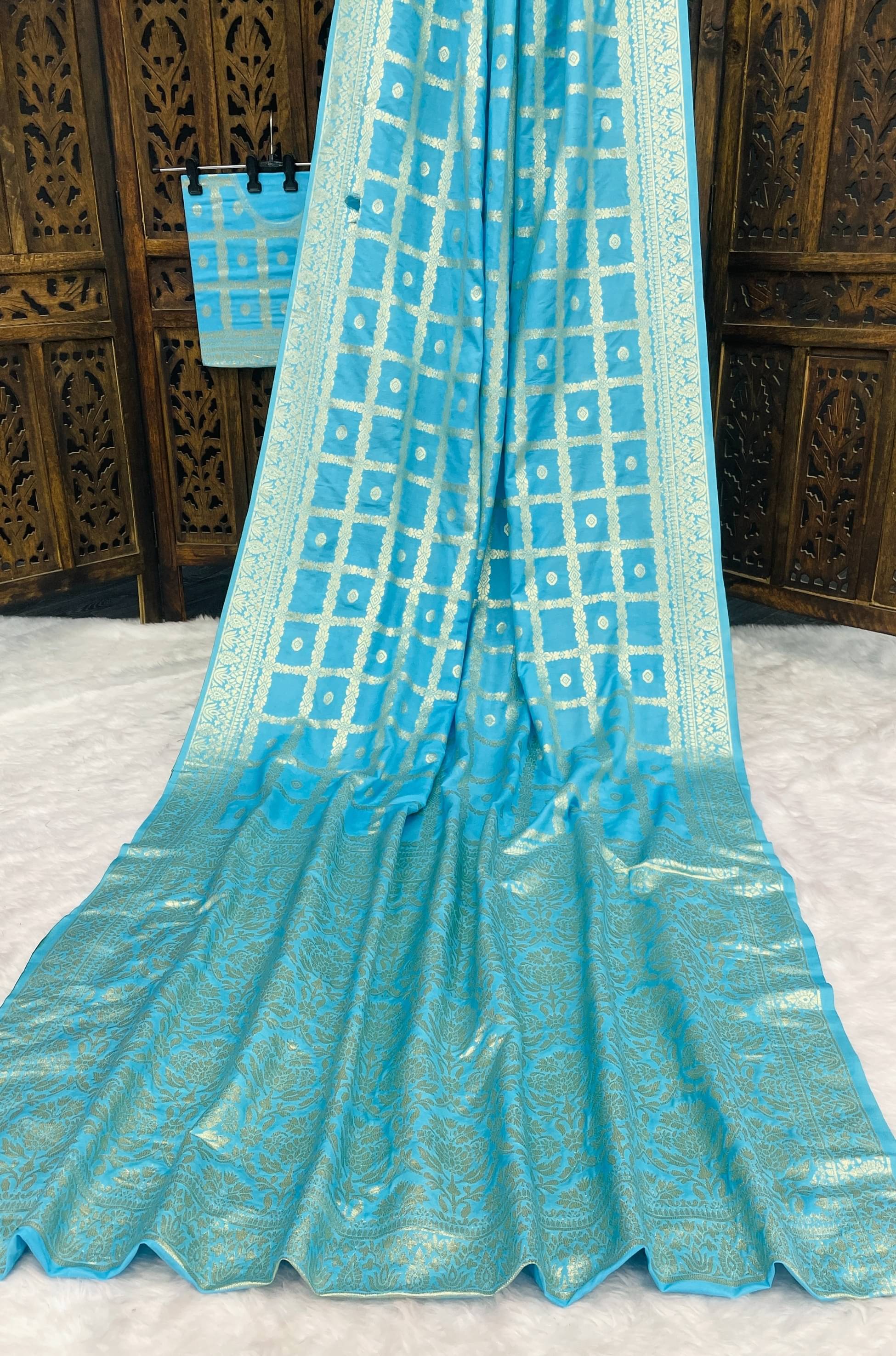     			fab woven Art Silk Woven Design Kanjeevaram Sarees With Unstitched Blouse Piece ( Turquoise )