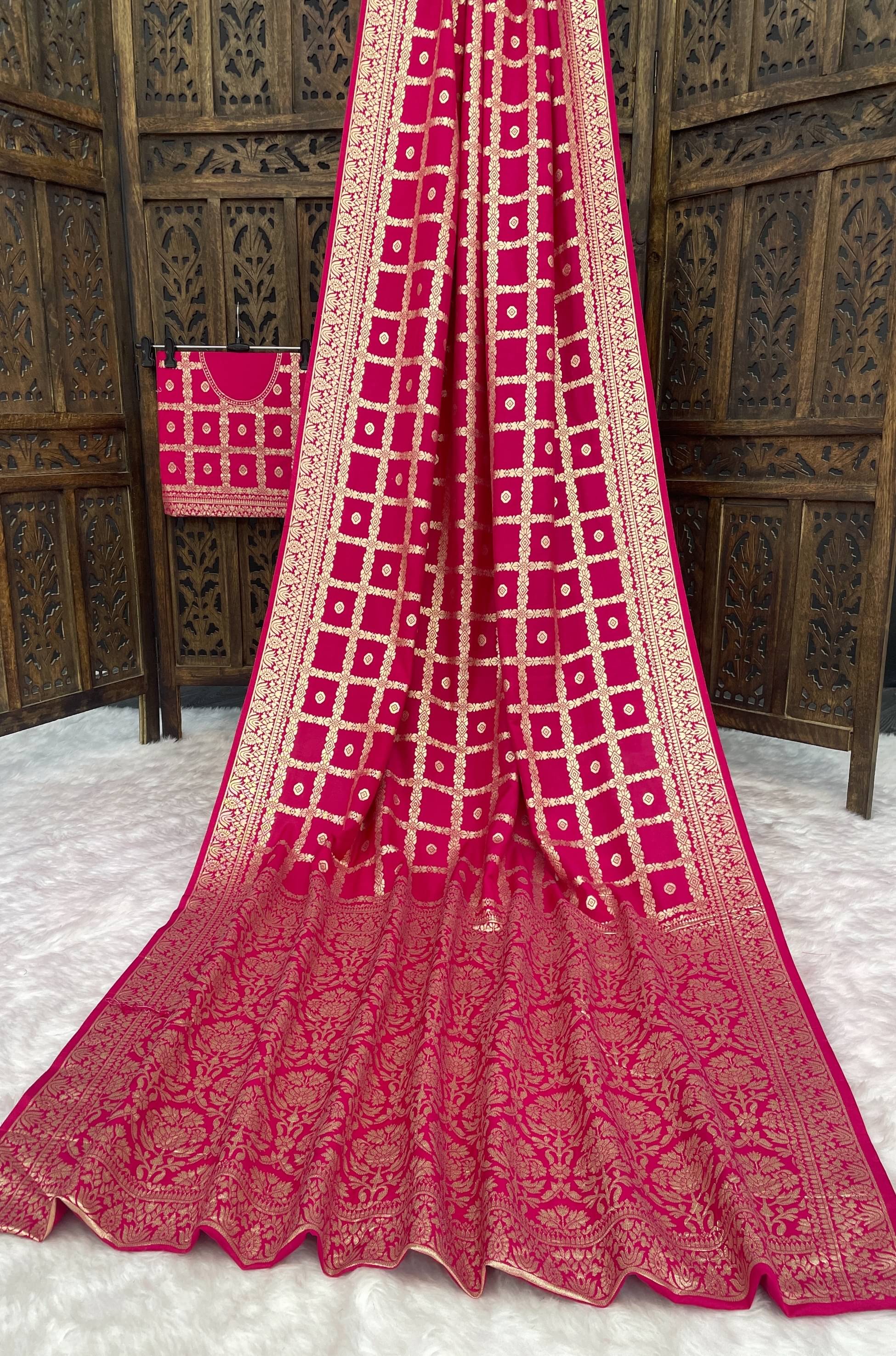 fab woven Art Silk Woven Design Kanjeevaram Sarees With Unstitched Blouse Piece ( Rani )     			fab woven Art Silk Woven Design Kanjeevaram Sarees With Unstitched Blouse Piece ( Rani )