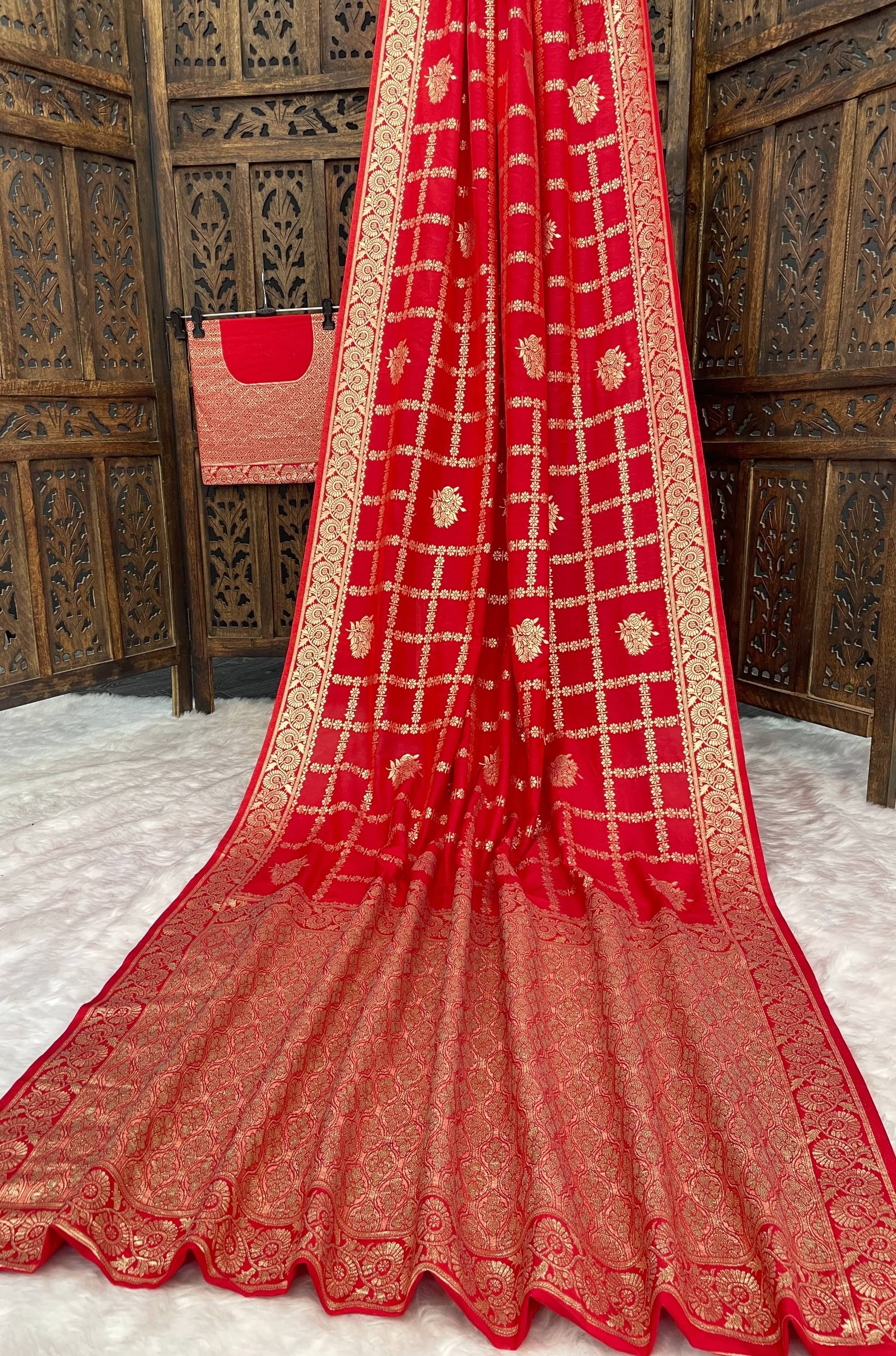     			fab woven Art Silk Woven Design Kanjeevaram Sarees With Unstitched Blouse Piece ( Red )