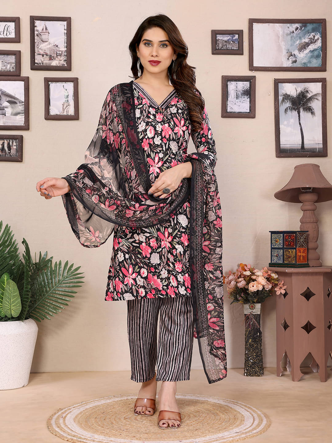 ANAND SAREES Women Crepe Unstitched Dress Material ( Black ) ANAND SAREES Women Crepe Unstitched Dress Material ( Black )