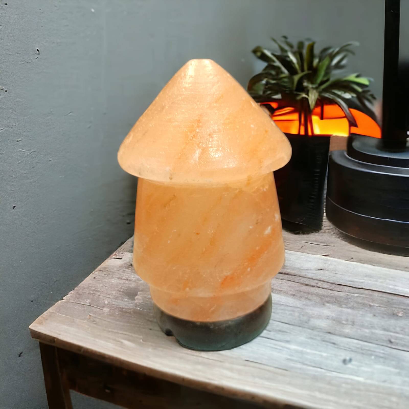    			GLOBAL AROMA Orange Himalayan Salt Table Lamp ( Pack of 1 )