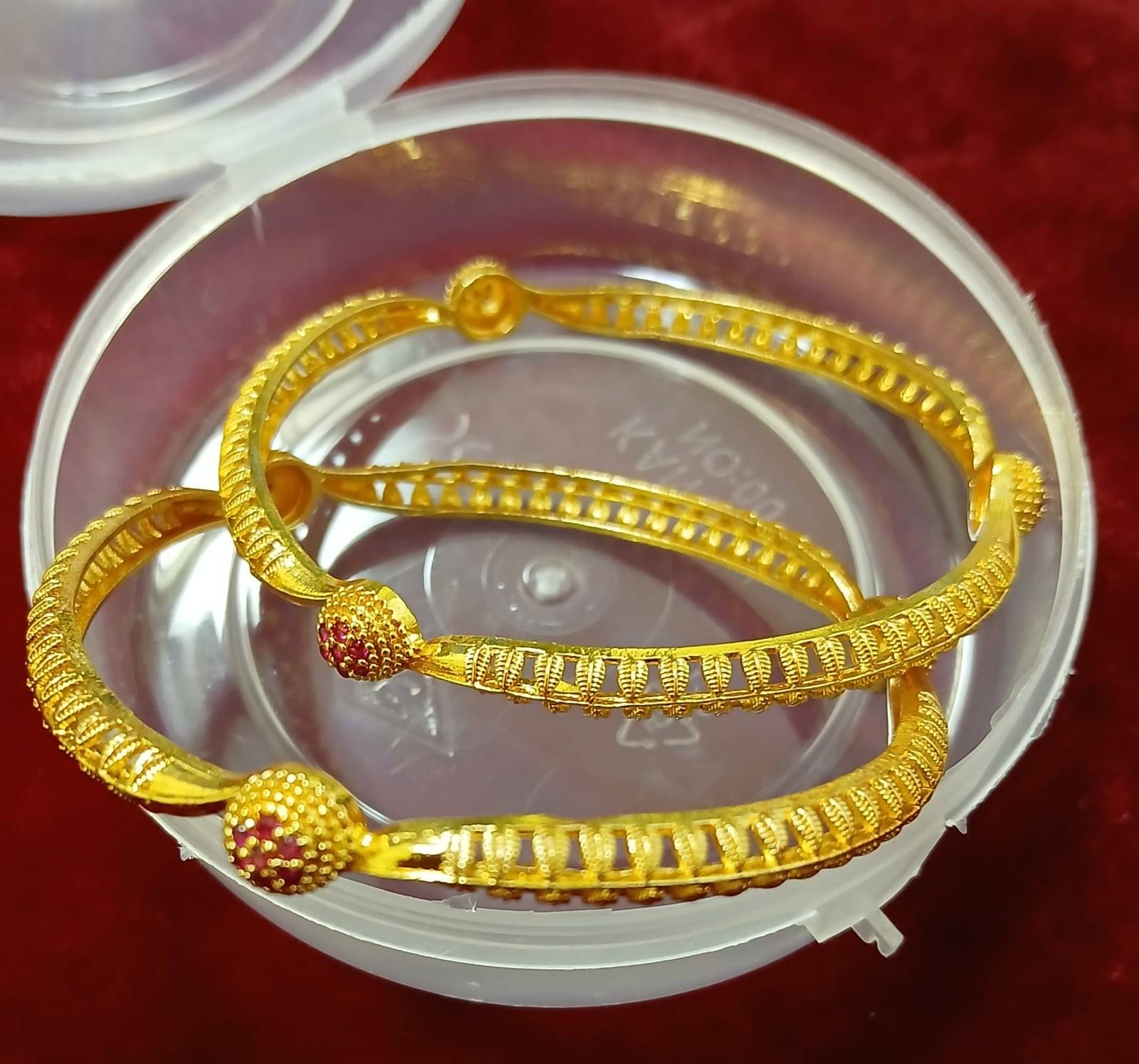 HomeSpire Red Bangle Set ( Pack of 1 ) HomeSpire Red Bangle Set ( Pack of 1 )