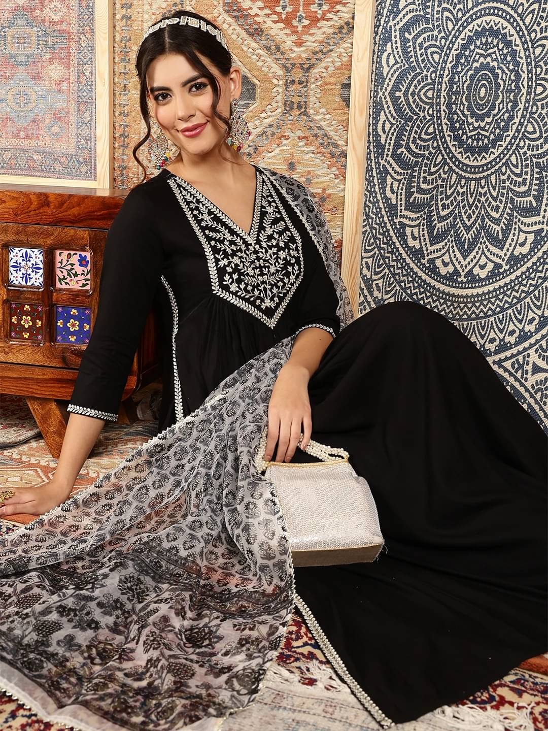     			Kimayra Women Viscose Printed Flared Kurti With Palazzo ( Black )
