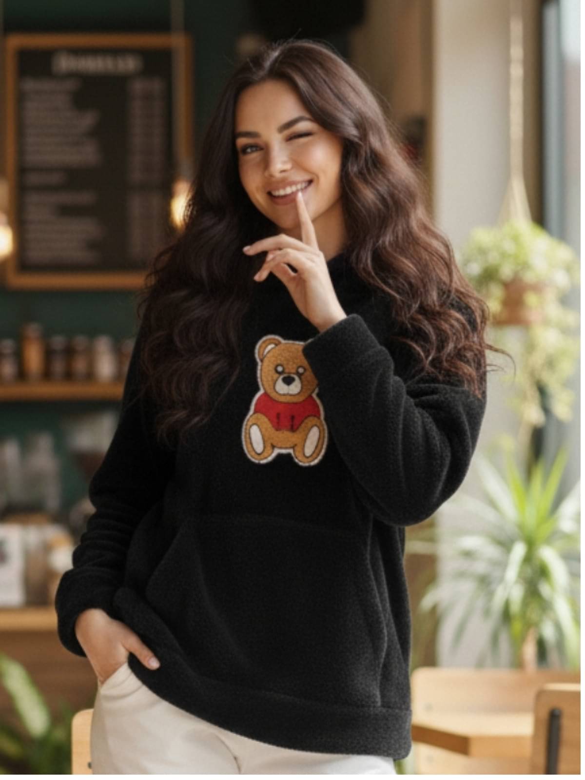     			Looks United Fleece Women's Hooded Sweatshirt ( Black )