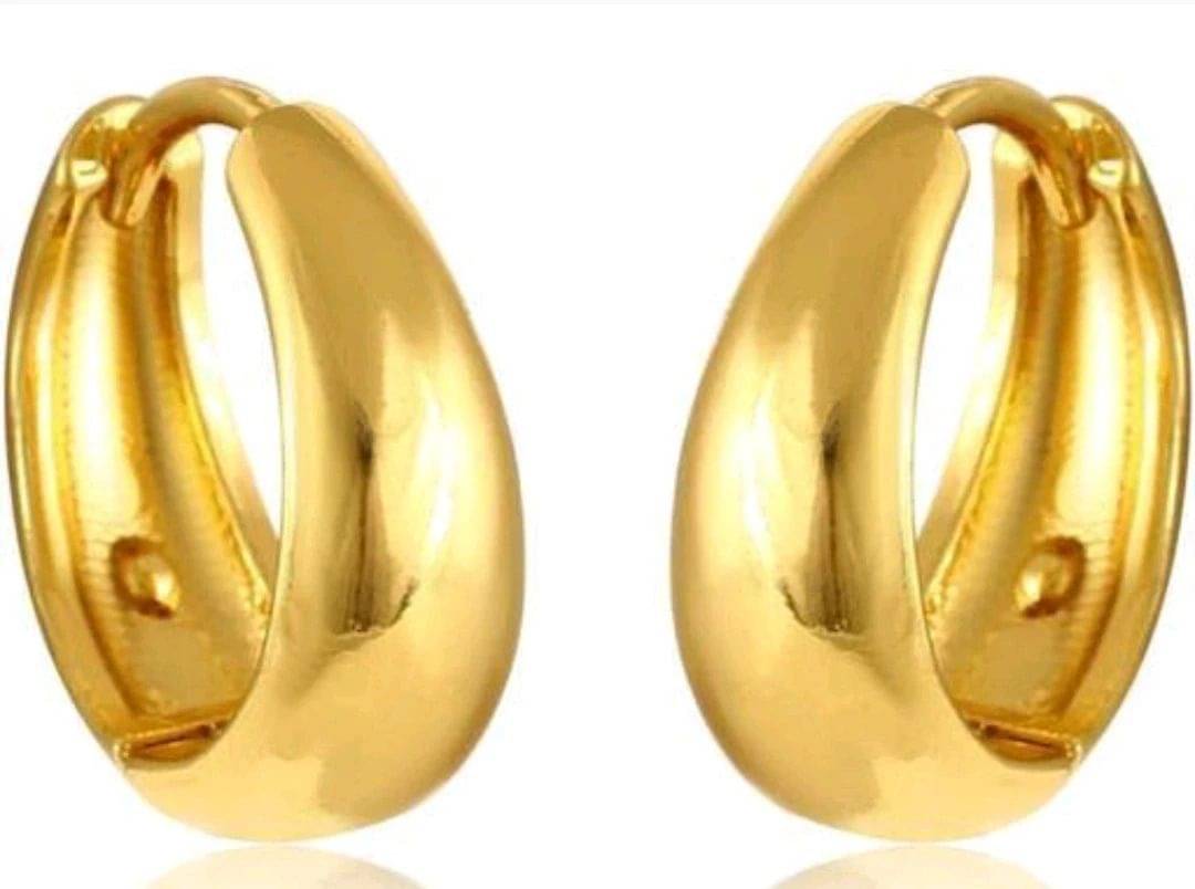     			Mehak Creation Gold Chandbalis Earrings ( Pack of 1 )