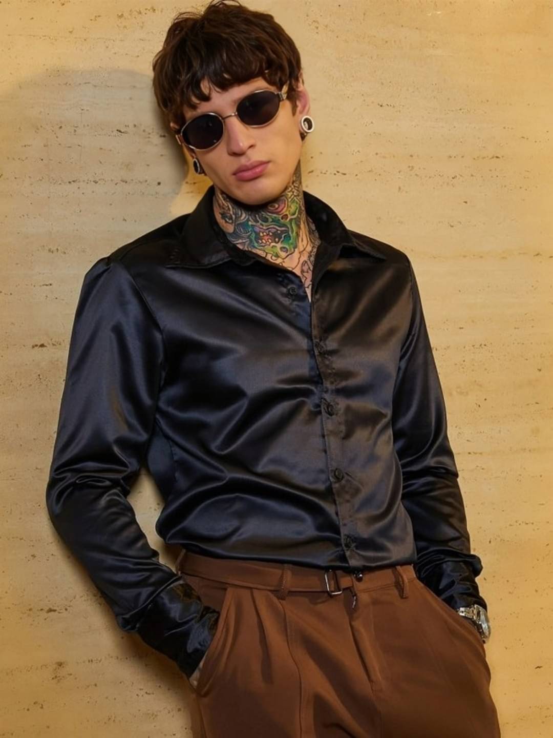     			PLUS PARADISE Satin Regular Fit Solids Full Sleeves Men's Casual Shirt - Black ( Pack of 1 )