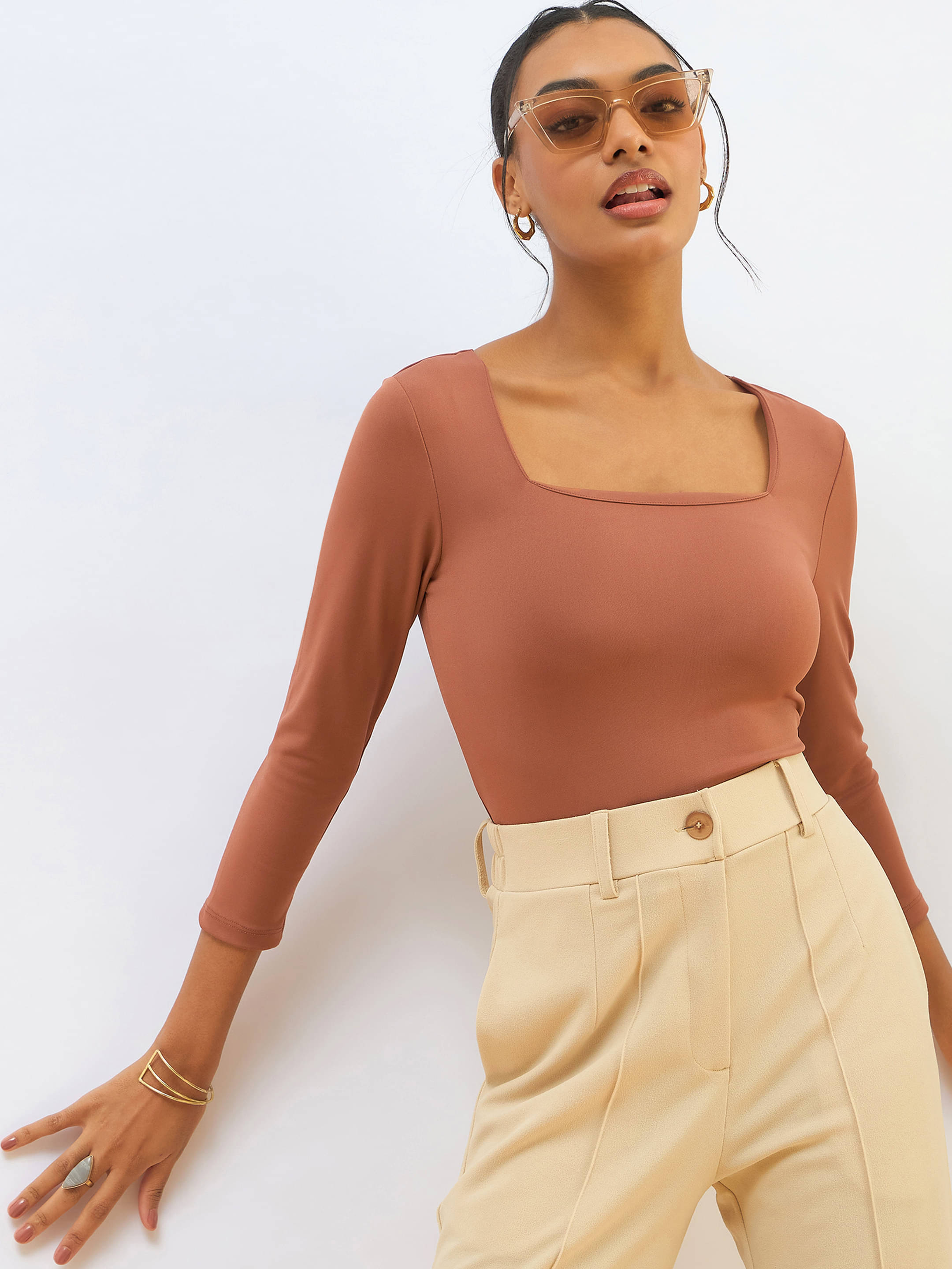     			SASSAFRAS BASICS Women's Lycra Crop Top ( Rust )
