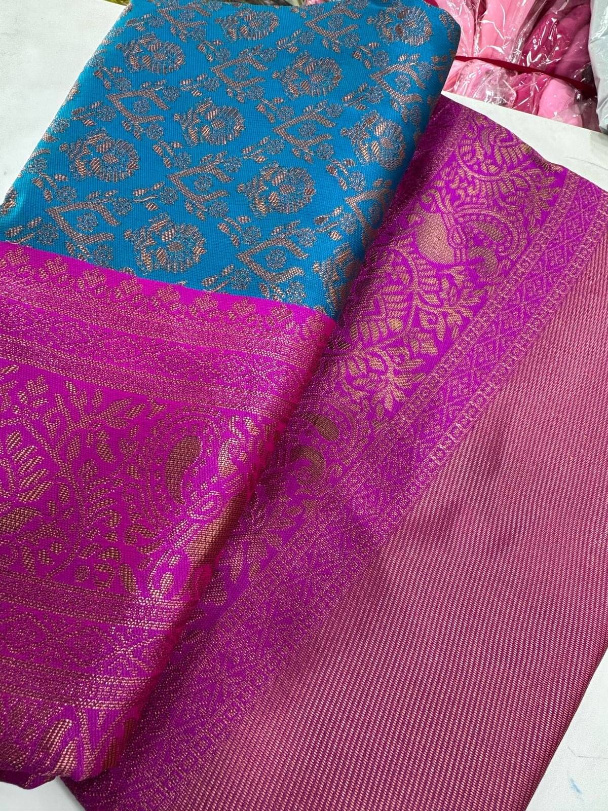     			SATVASHIV Silk Blend Woven Regular Saree With Unstitched Blouse Piece ( Turquoise )