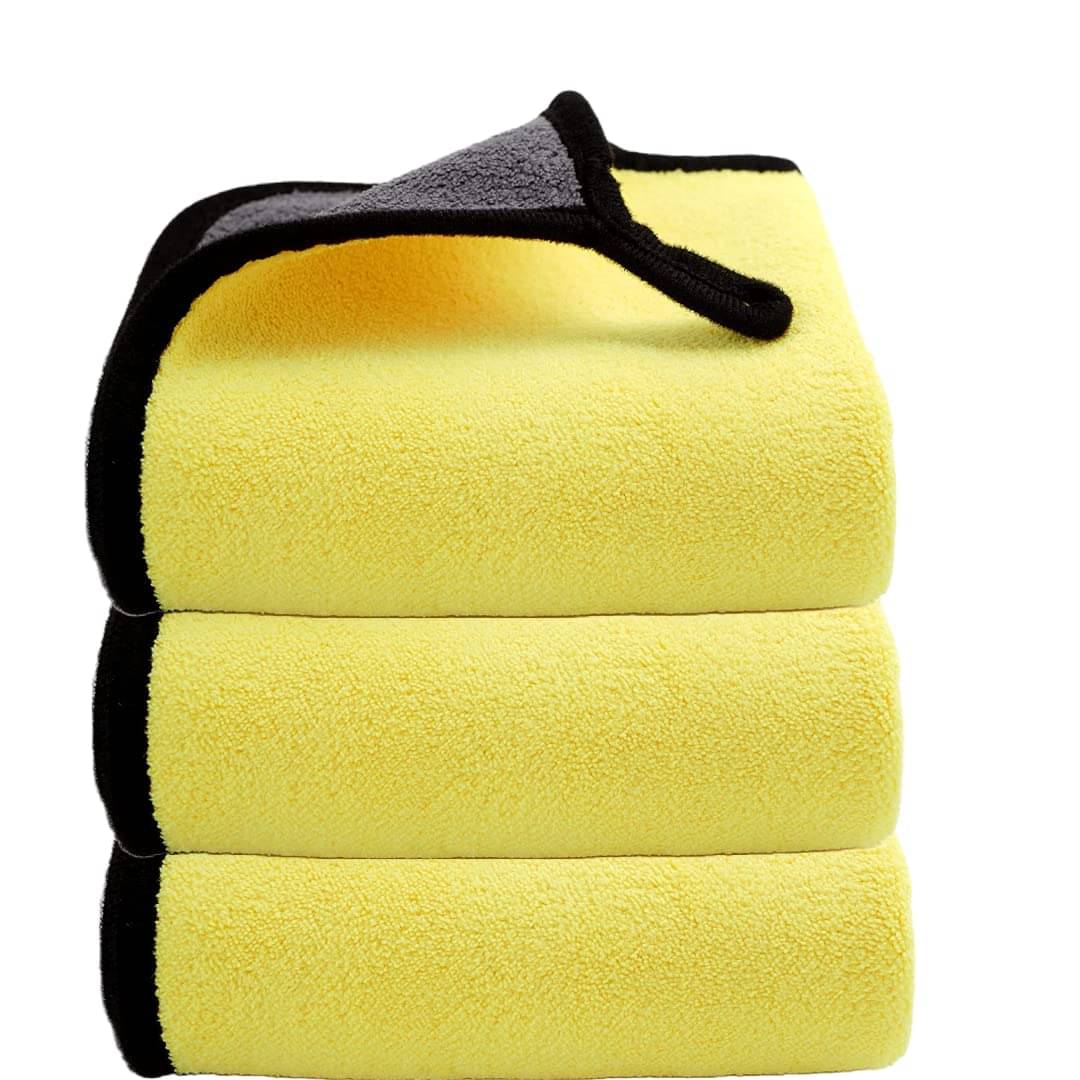     			SCODELLA Yellow 400 GSM Microfiber Cloth For Automobile ( Pack of 3 )