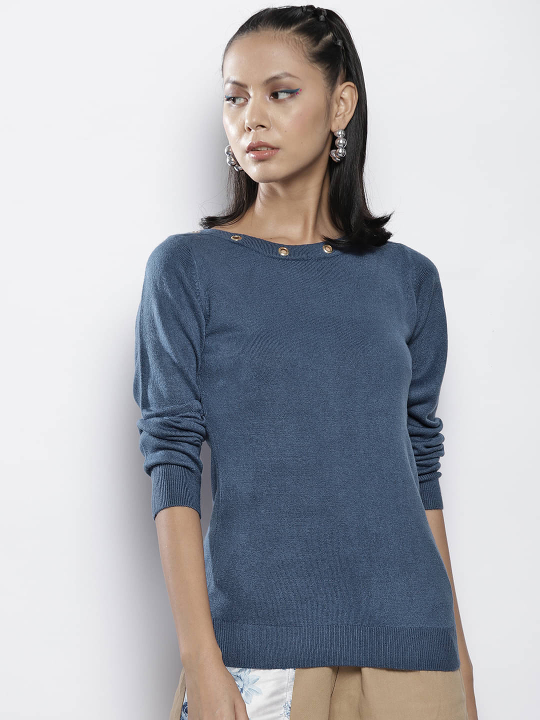 Sassafras Viscose Blend Regular Collar Women's Buttoned Cardigans - Blue ( Pack of 1 ) Sassafras Viscose Blend Regular Collar Women's Buttoned Cardigans - Blue ( Pack of 1 )