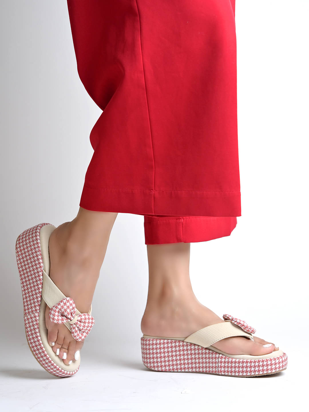     			Shoetopia Pink Women's Slip On Heels