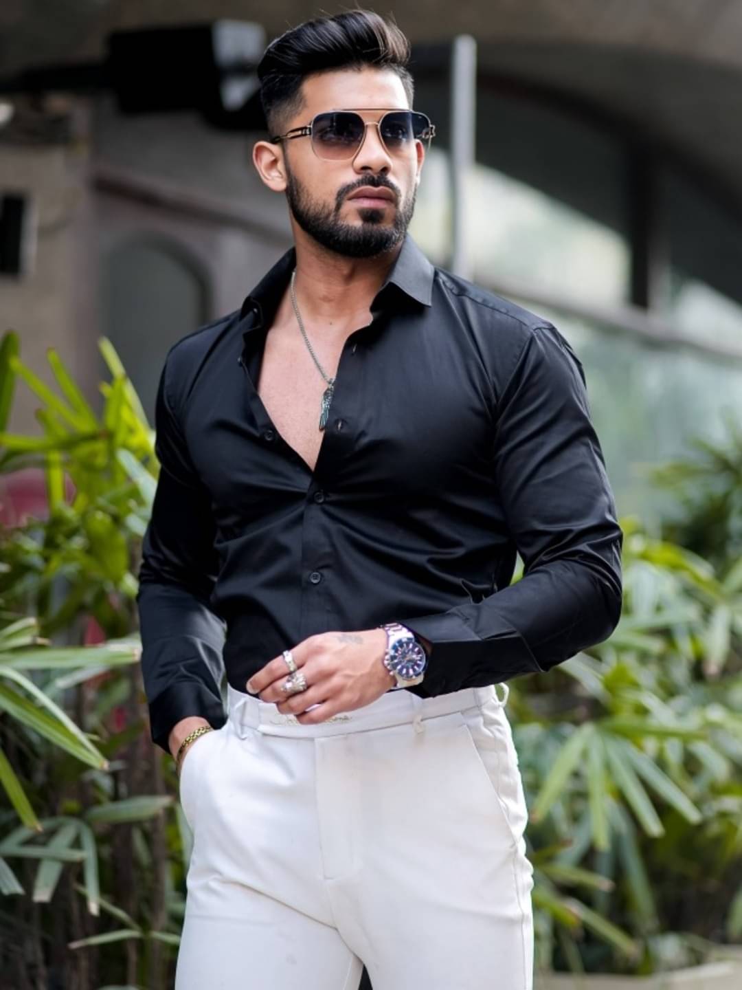 THECLASSICTOGS Satin Regular Fit Solids Full Sleeves Men's Casual Shirt - Black ( Pack of 1 )     			THECLASSICTOGS Satin Regular Fit Solids Full Sleeves Men's Casual Shirt - Black ( Pack of 1 )
