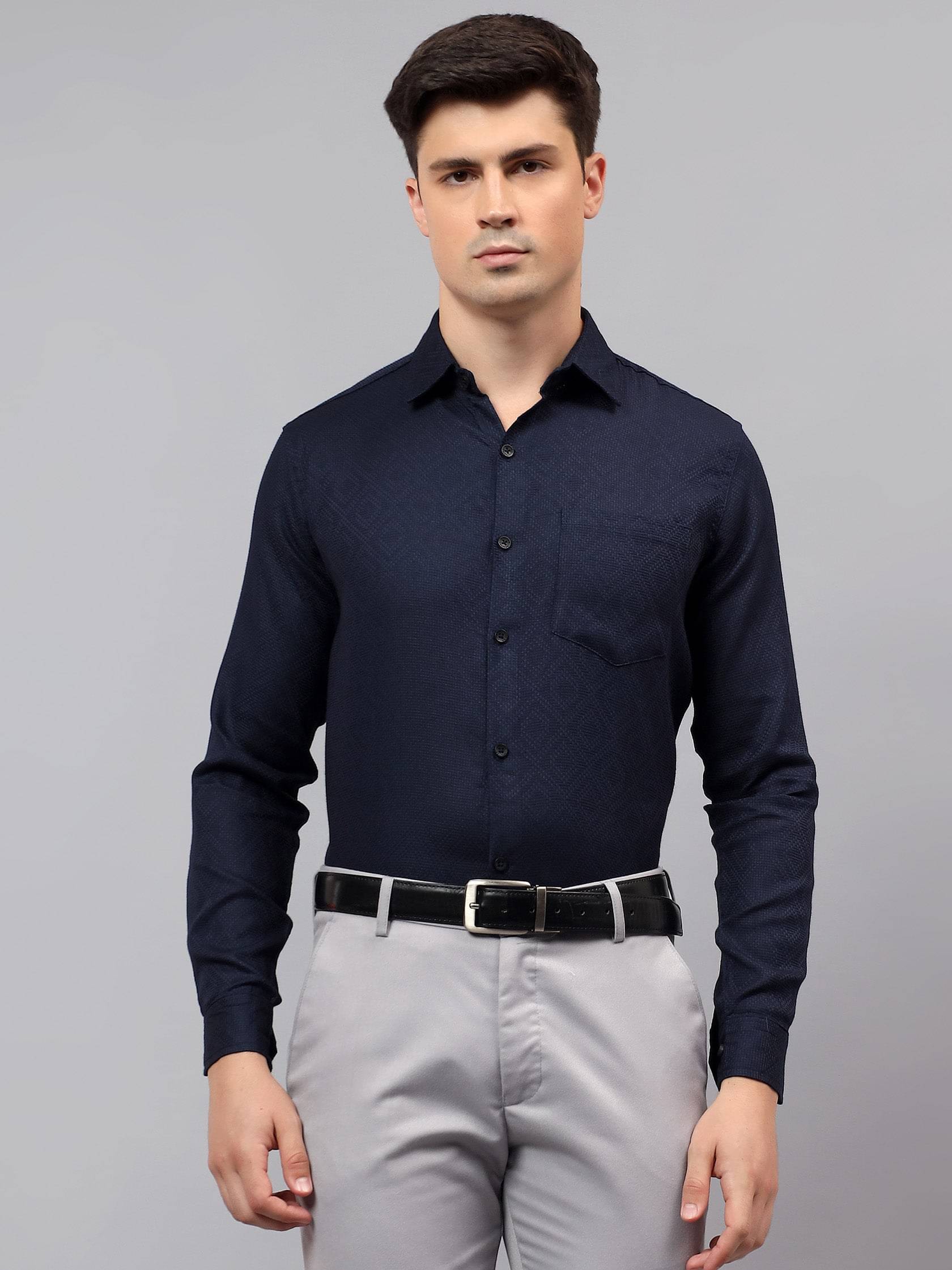     			Yugnik Cotton Regular Fit Full Sleeves Men's Formal Shirt - Navy Blue ( Pack of 1 )
