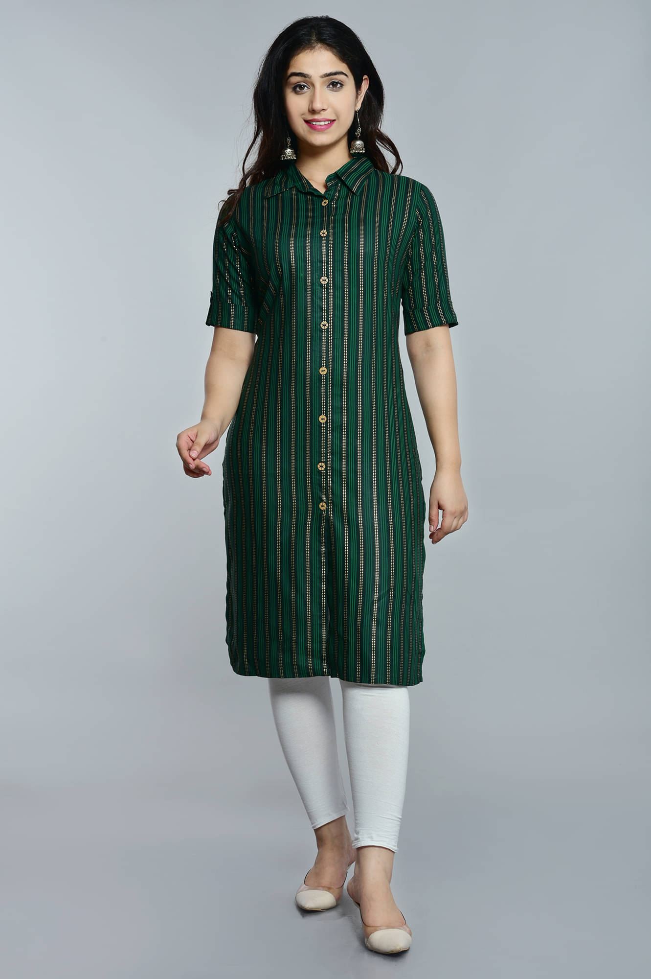     			Glorious By PS Women Rayon Striped Straight Kurti ( Green )