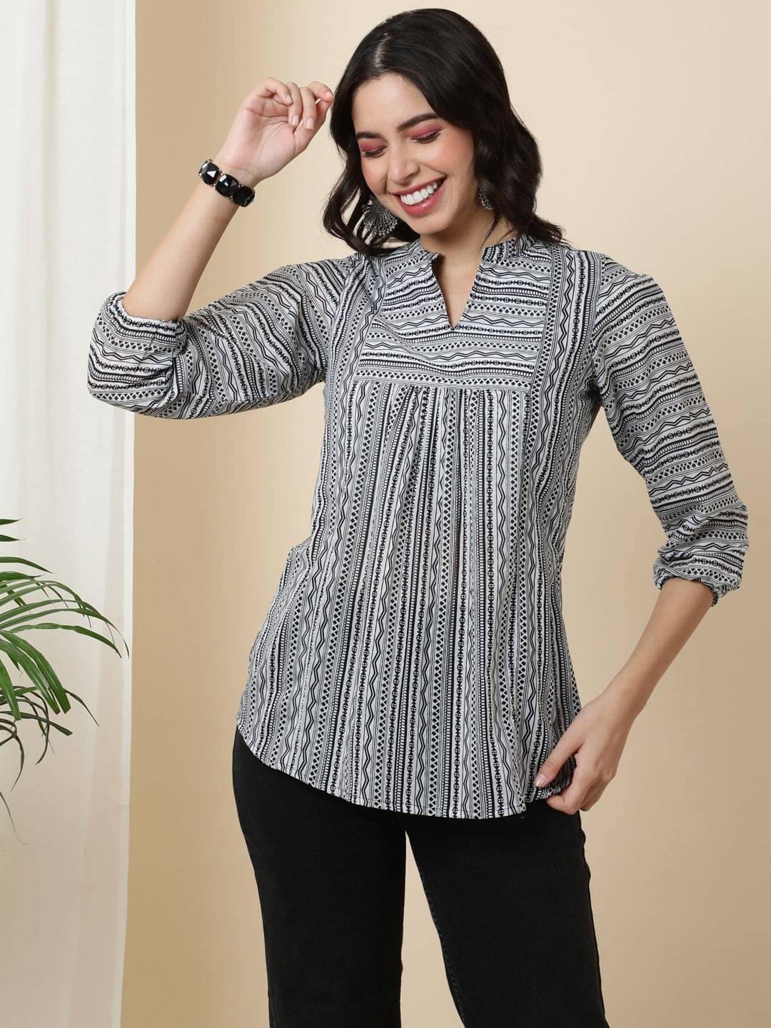     			Kimayra Women's Viscose Rayon Tunic ( Multicolor )