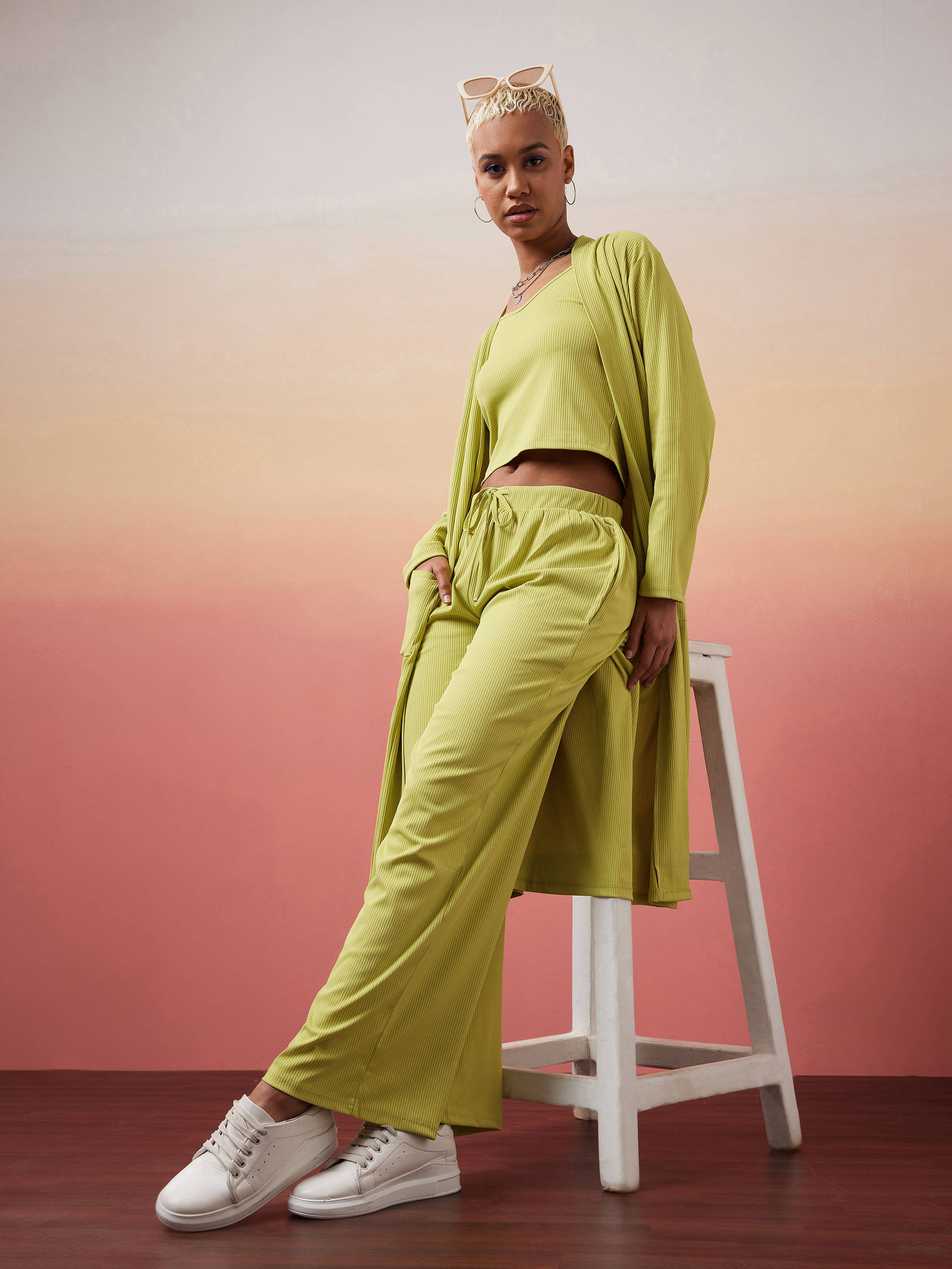     			SASSAFRAS alt-laze Women Solid Top With Trousers Co-Ord Set ( Green )