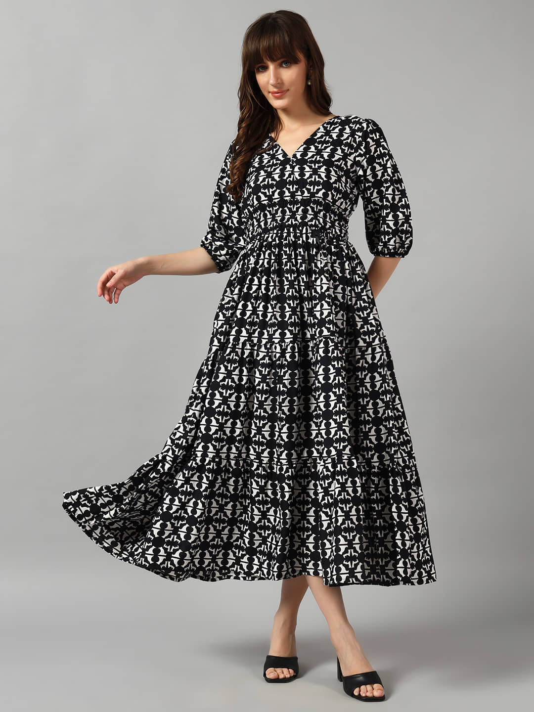 JASH CREATION Women Crepe Printed Fit & Flare Dress ( Black )