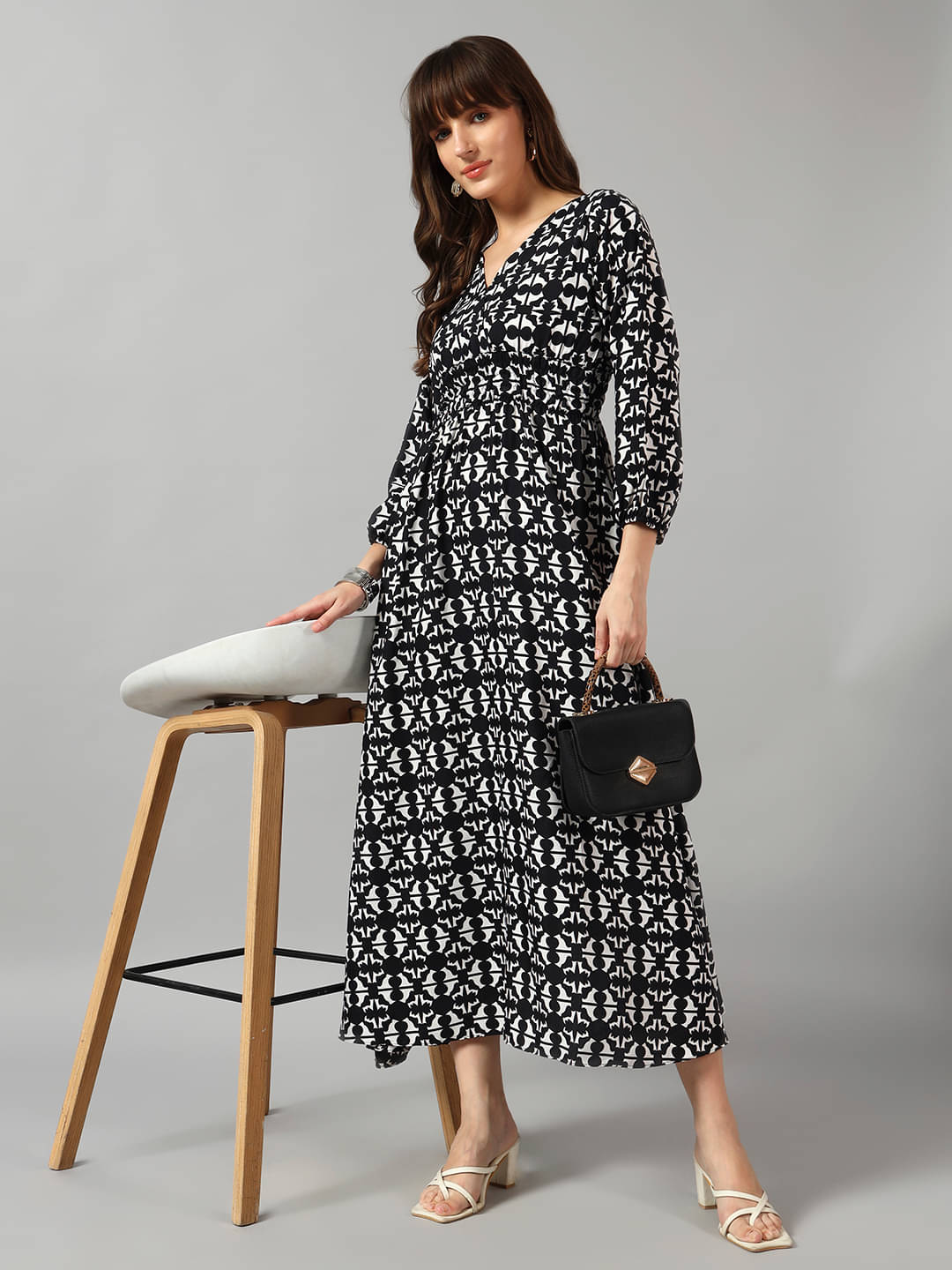     			JASH CREATION Women Crepe Printed Fit & Flare Dress ( Black )