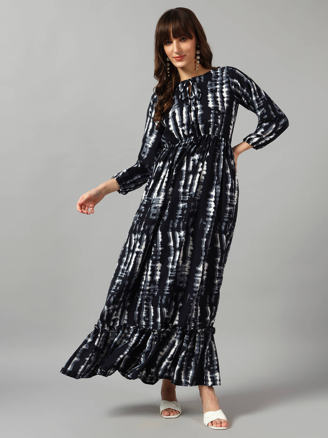     			JASH CREATION Women Crepe Printed Fit & Flare Dress ( Black )