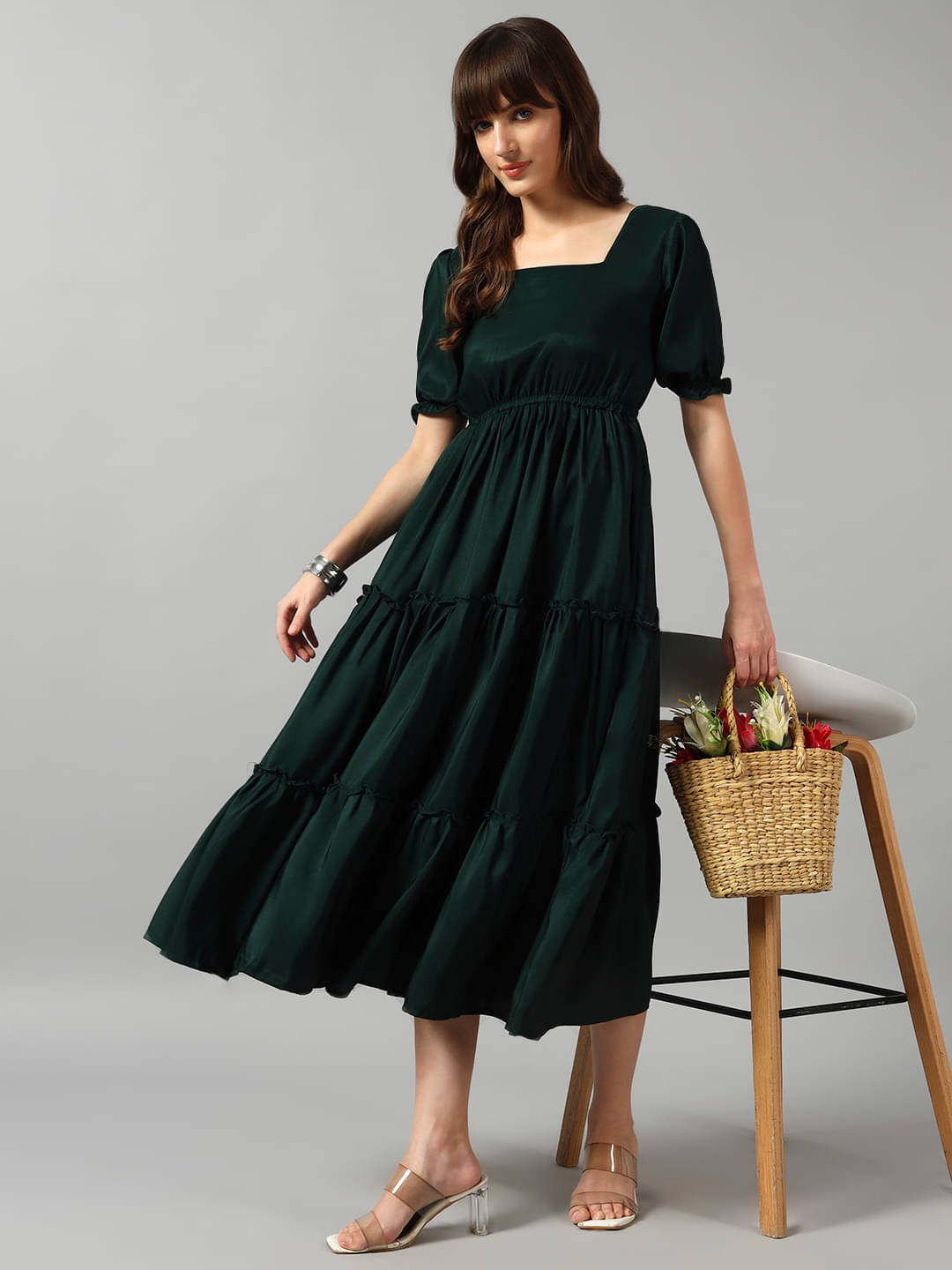 JASH CREATION Women Crepe Solid Fit & Flare Dress ( Green ) JASH CREATION Women Crepe Solid Fit & Flare Dress ( Green )