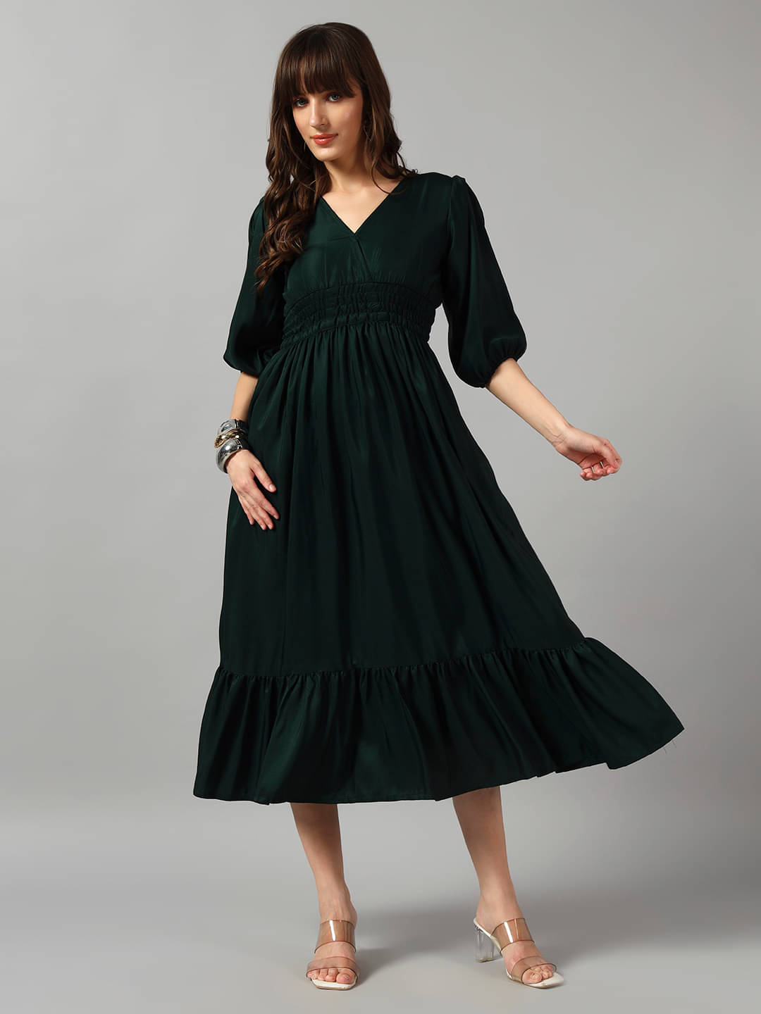 JASH CREATION Women Crepe Solid Fit & Flare Dress ( Green ) JASH CREATION Women Crepe Solid Fit & Flare Dress ( Green )