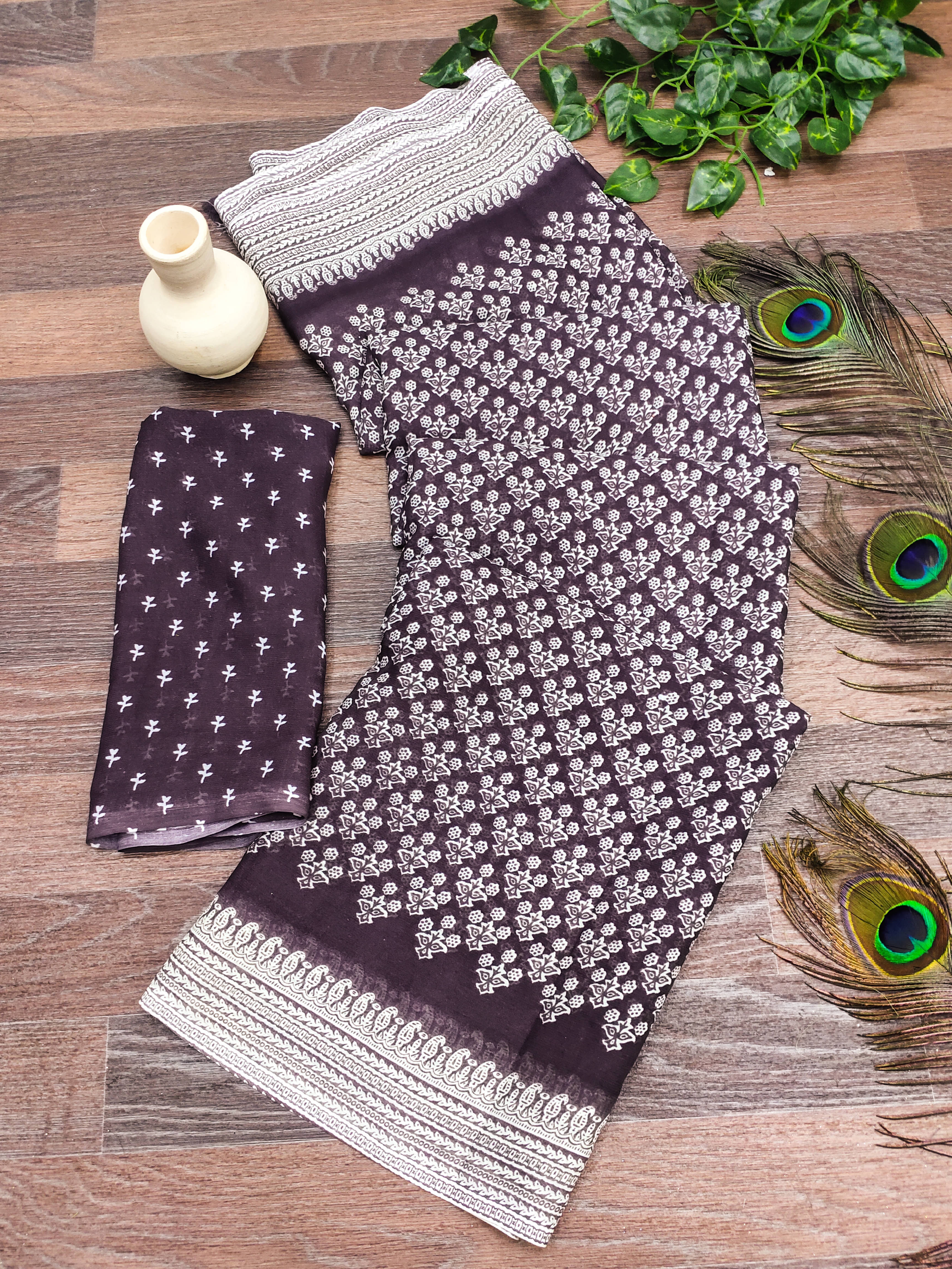 Kashvi Sarees Georgette Printed Kasavu Saree With Unstitched Blouse Piece ( PURPLE ) Kashvi Sarees Georgette Printed Kasavu Saree With Unstitched Blouse Piece ( PURPLE )