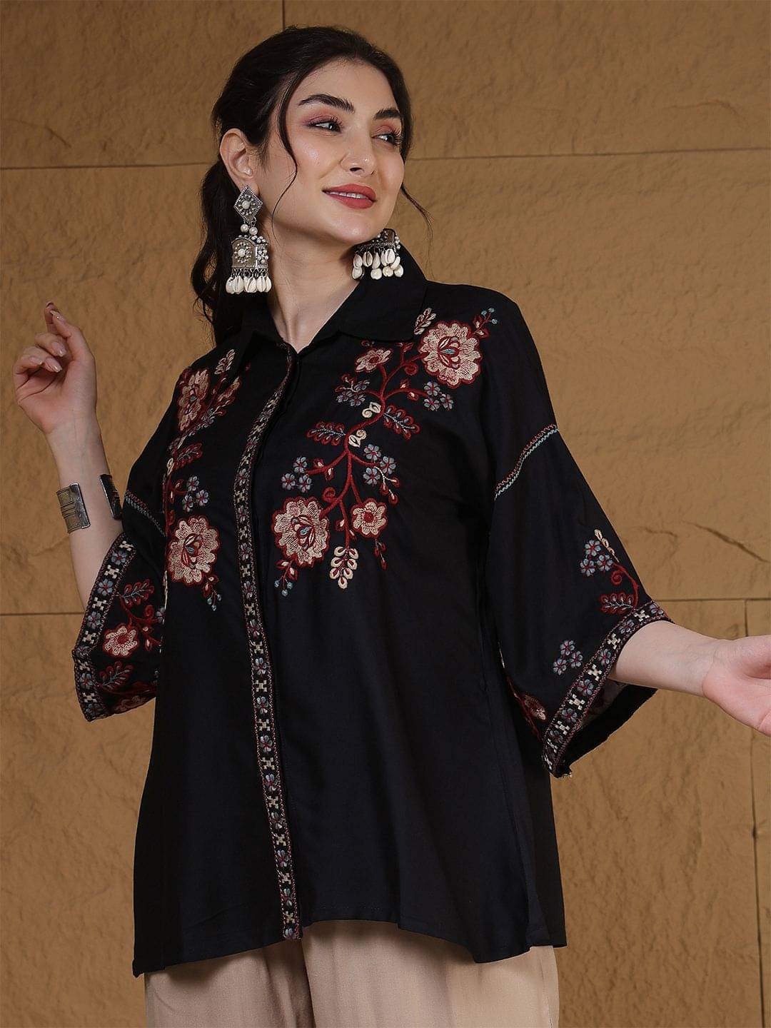     			Kimayra Women's Viscose Rayon Regular Top ( Black )