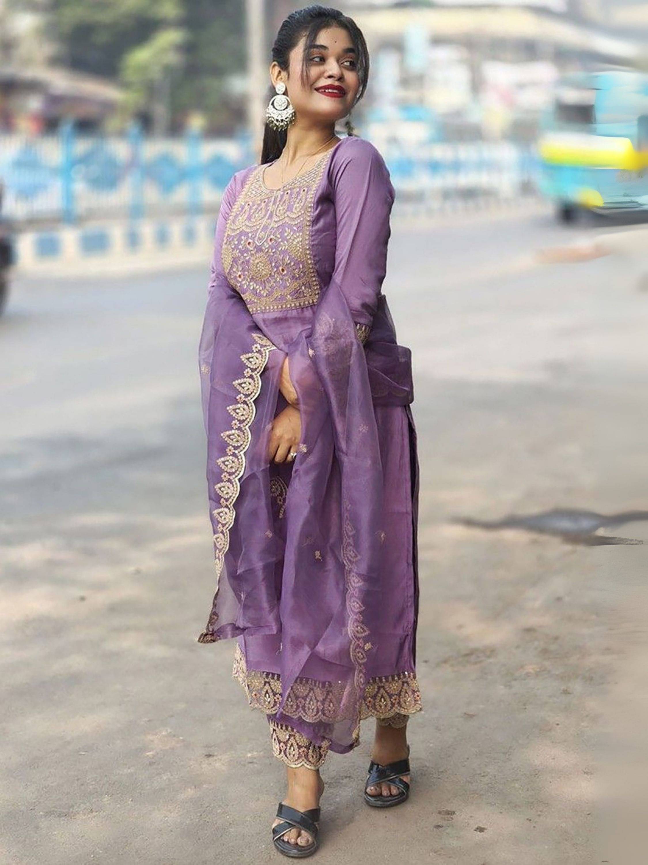     			Niza Fashion Women Silk Embroidered Straight Kurti With Pants ( Lavender )